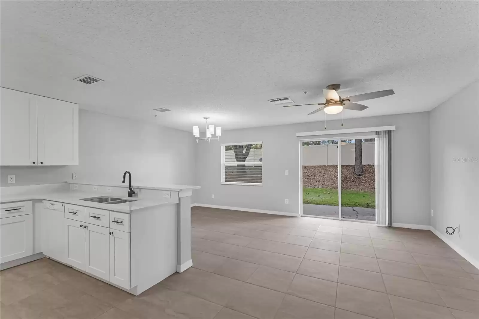 269 STERLING SPRINGS LANE, ALTAMONTE SPRINGS, Florida 32714, 2 Bedrooms Bedrooms, ,2 BathroomsBathrooms,Residential Lease,For Rent,STERLING SPRINGS,MFRO6253302