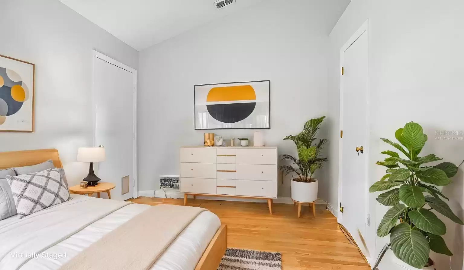 VIRTUALLY STAGED 3RD BEDROOM