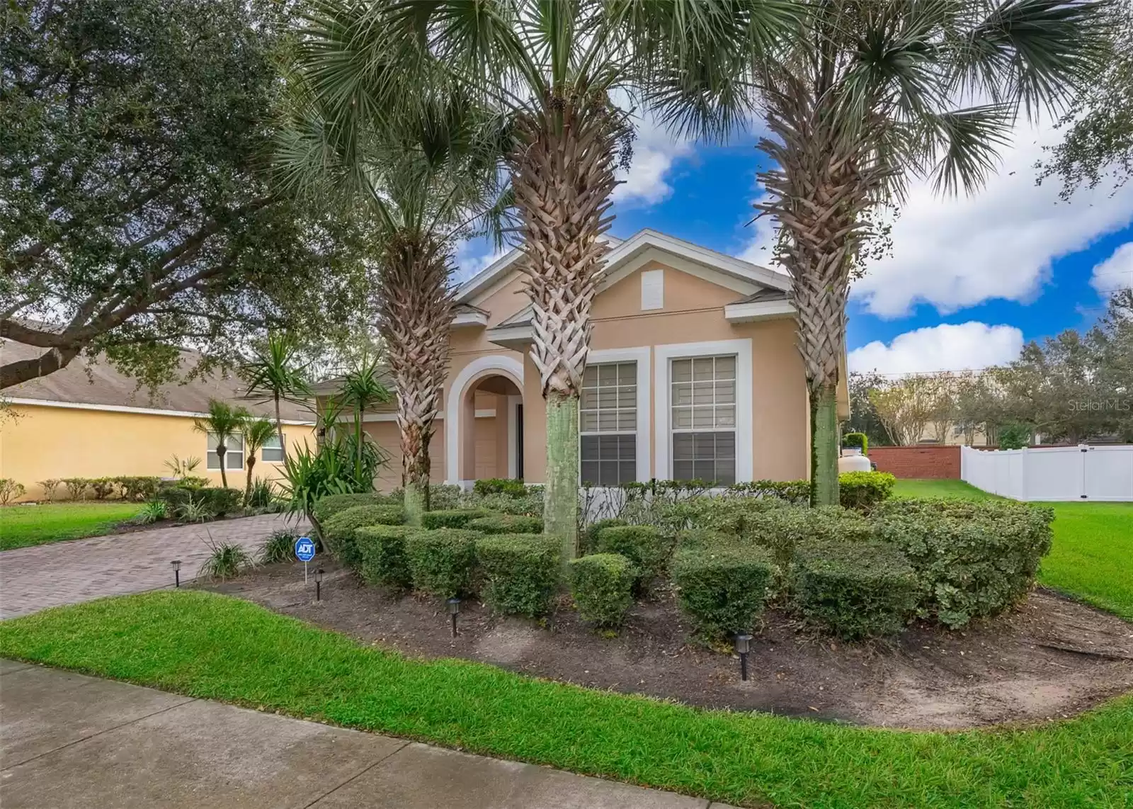 1861 BURDOCK DRIVE, WINTER GARDEN, Florida 34787, 3 Bedrooms Bedrooms, ,2 BathroomsBathrooms,Residential,For Sale,BURDOCK,MFRO6253352