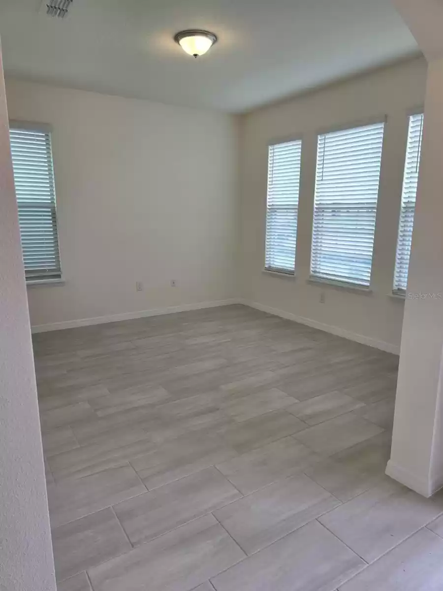 16122 HALSEY BAY ALLEY, WINTER GARDEN, Florida 34787, 3 Bedrooms Bedrooms, ,2 BathroomsBathrooms,Residential Lease,For Rent,HALSEY BAY,MFRO6252780