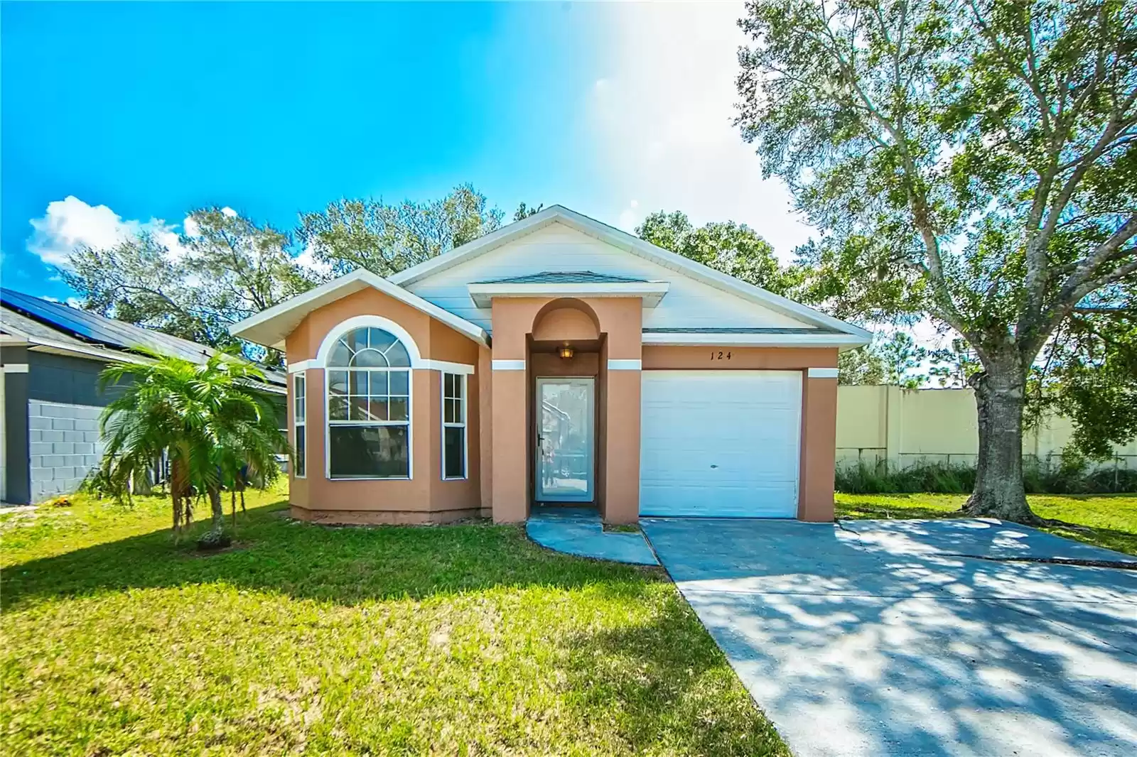 124 HARTSDALE DRIVE, WINTER GARDEN, Florida 34787, 3 Bedrooms Bedrooms, ,2 BathroomsBathrooms,Residential,For Sale,HARTSDALE,MFRO6251885