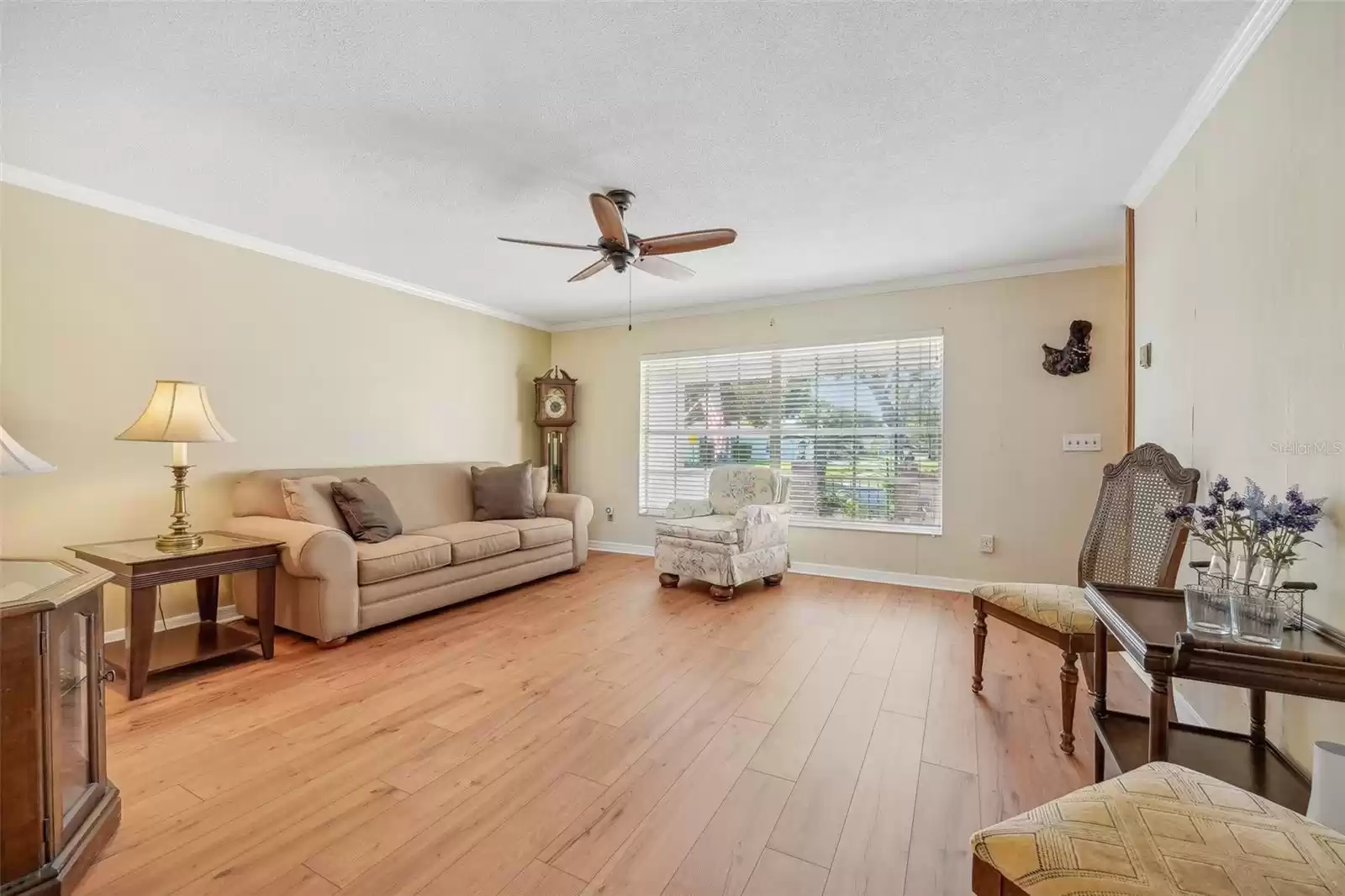 Spacious family room with laminate floors