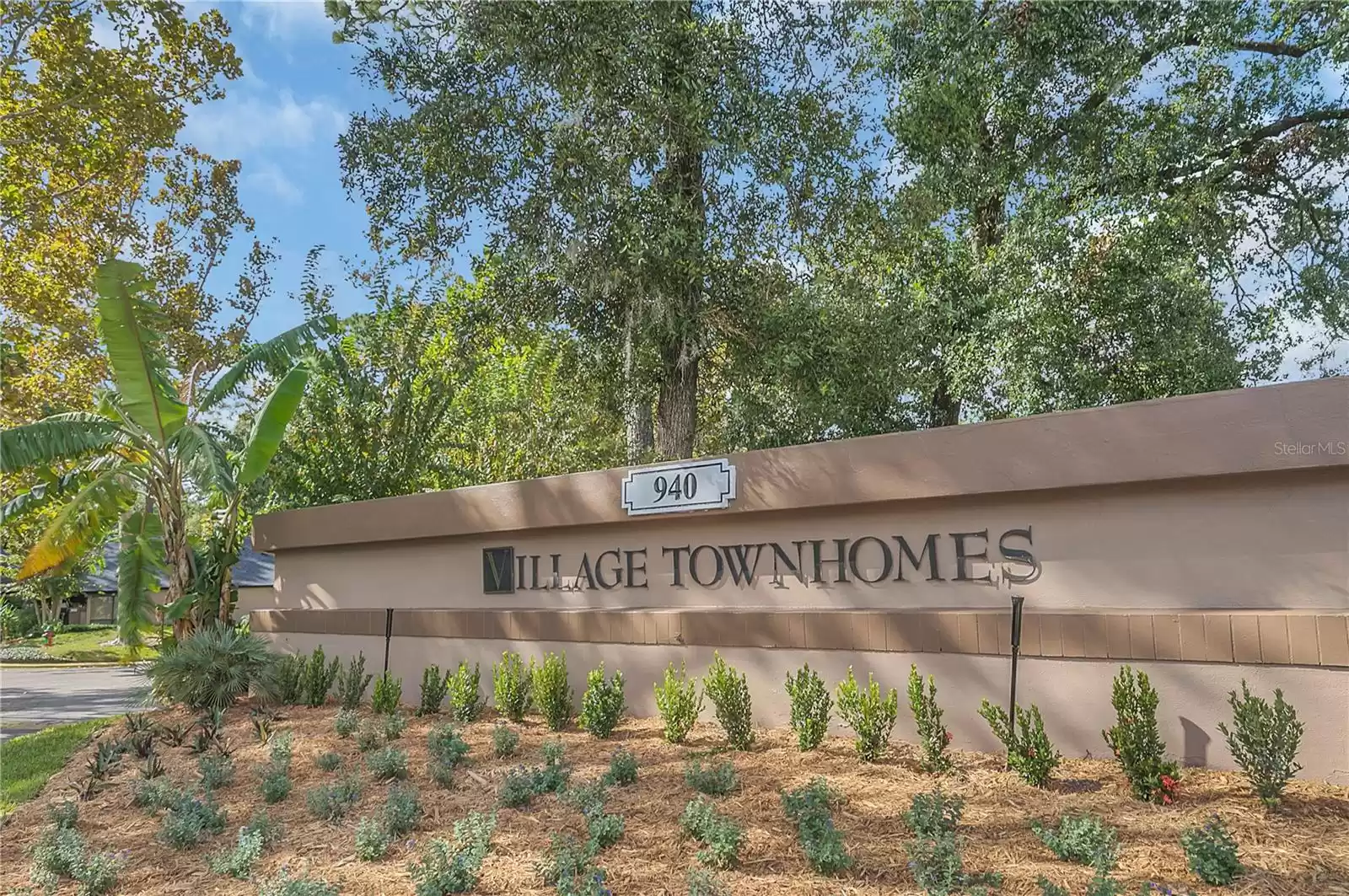 940 DOUGLAS AVENUE, ALTAMONTE SPRINGS, Florida 32714, 2 Bedrooms Bedrooms, ,2 BathroomsBathrooms,Residential,For Sale,DOUGLAS,MFRO6253524