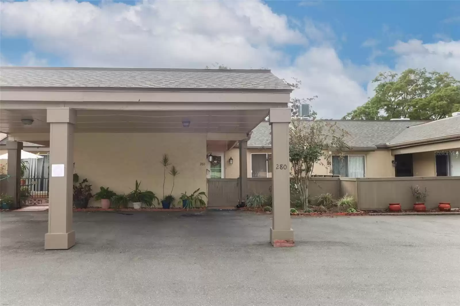 280 WINDMEADOWS STREET, ALTAMONTE SPRINGS, Florida 32701, 2 Bedrooms Bedrooms, ,2 BathroomsBathrooms,Residential,For Sale,WINDMEADOWS,MFRO6253778