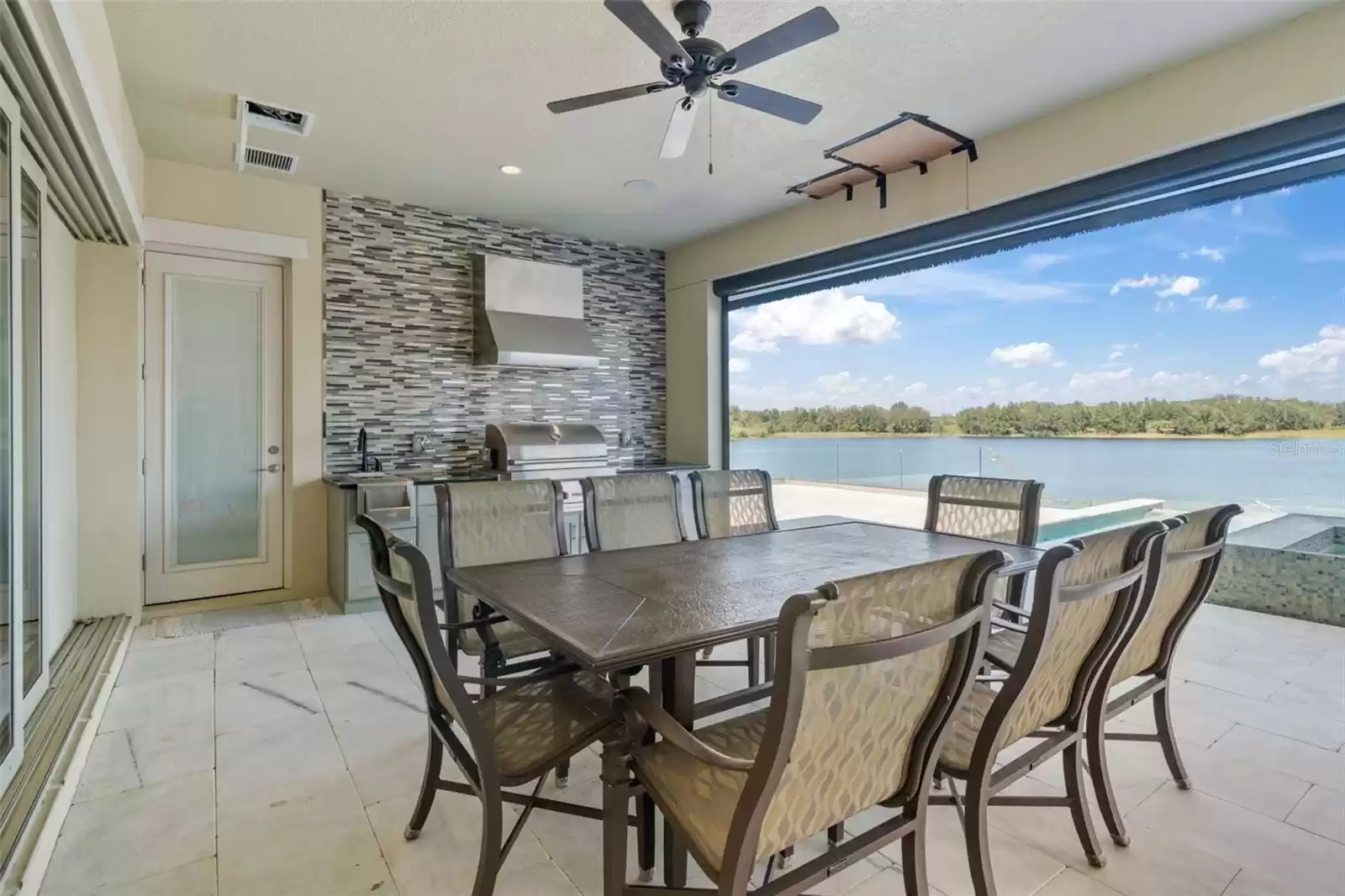 Lanai with Outdoor kitchen and Half bath