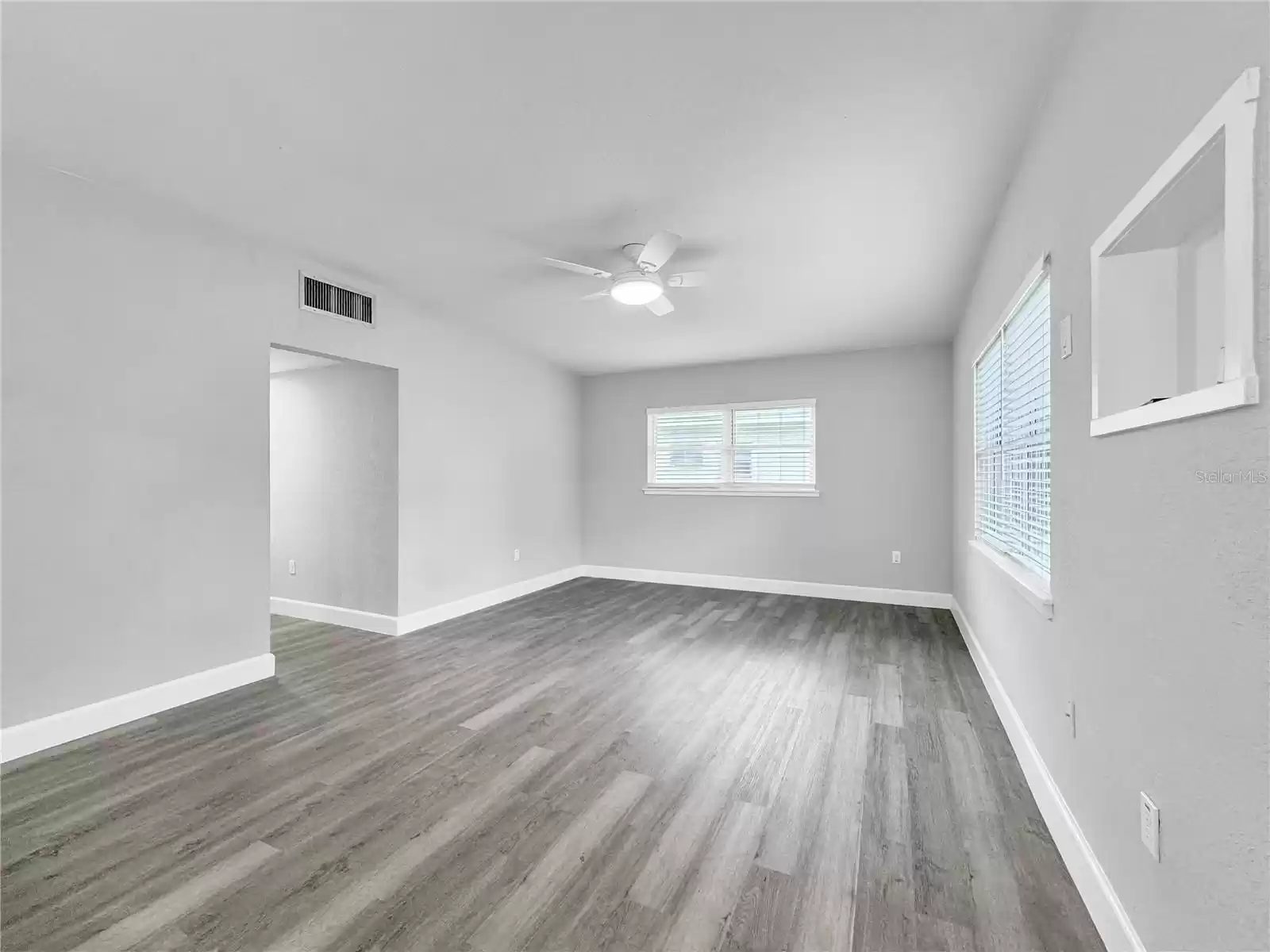 2128 LINDEN ROAD, WINTER PARK, Florida 32792, 3 Bedrooms Bedrooms, ,1 BathroomBathrooms,Residential Lease,For Rent,LINDEN,MFRO6253563