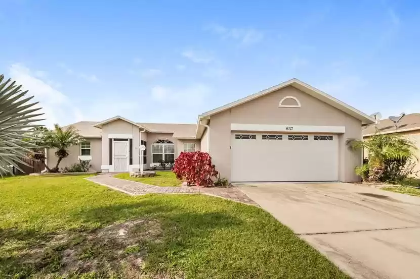 637 REGENCY WAY, KISSIMMEE, Florida 34758, 3 Bedrooms Bedrooms, ,2 BathroomsBathrooms,Residential Lease,For Rent,REGENCY,MFRO6253940