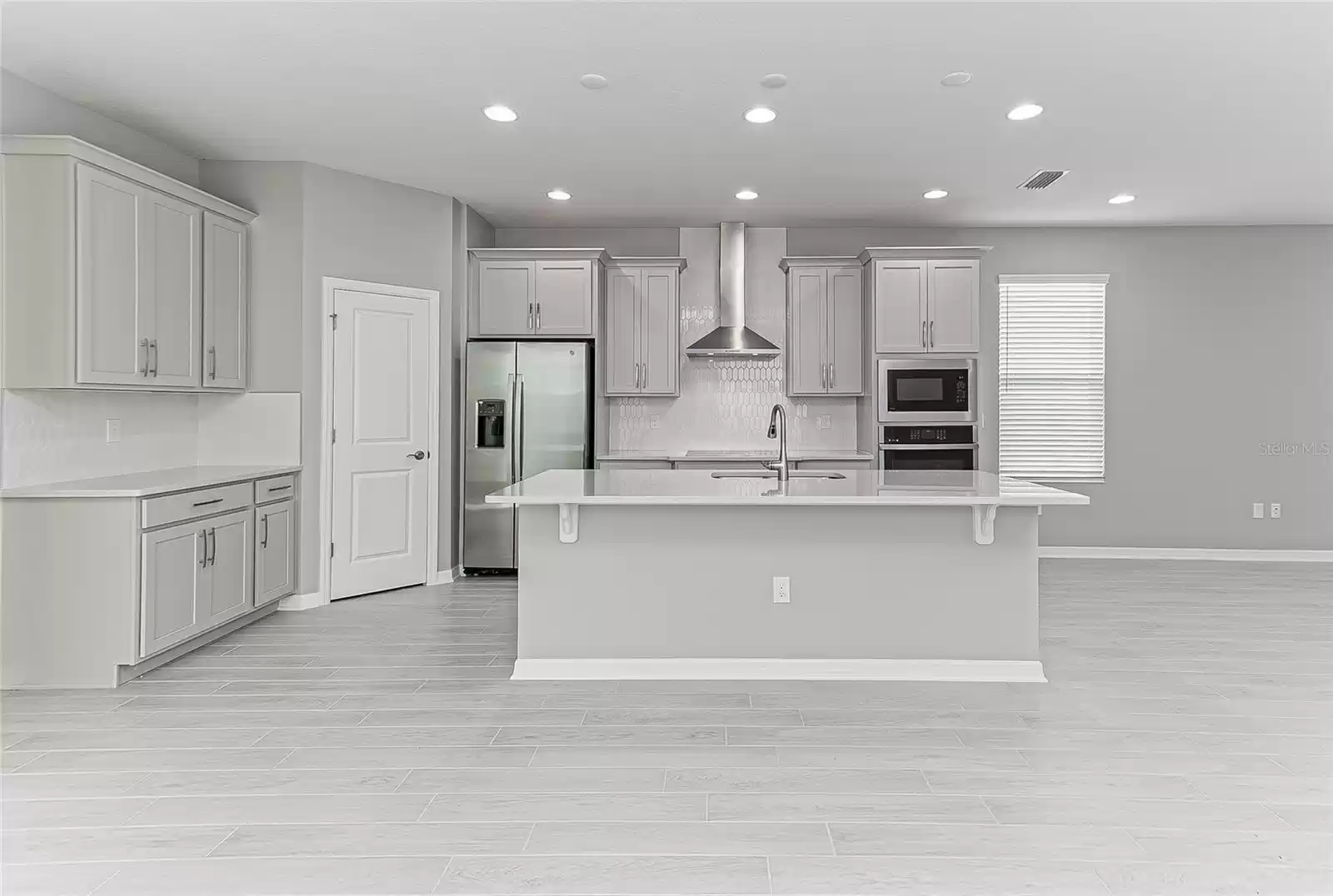 kitchen - living - dining area open plan