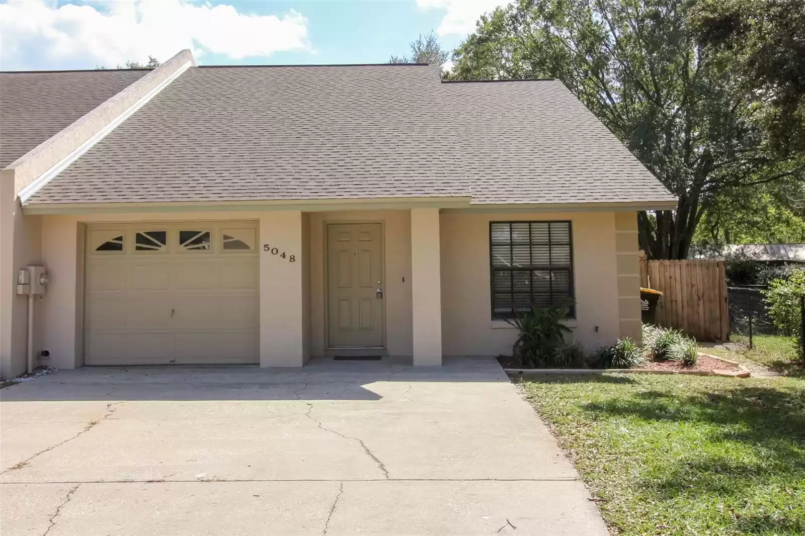 5048 FAIRFIELD COURT, LAKELAND, Florida 33811, 3 Bedrooms Bedrooms, ,2 BathroomsBathrooms,Residential Lease,For Rent,FAIRFIELD,MFRL4948510