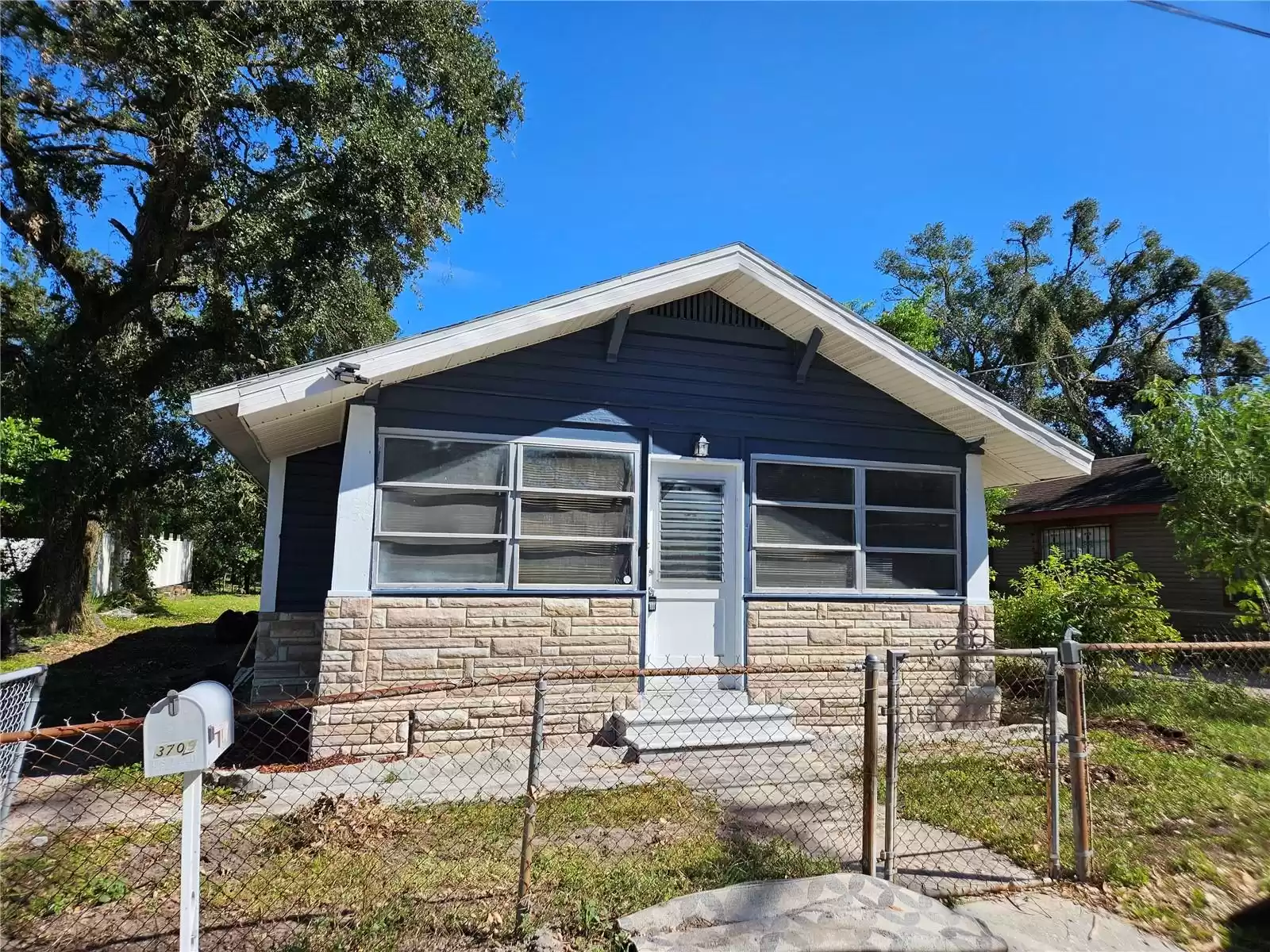 3709 12TH STREET, TAMPA, Florida 33603, 3 Bedrooms Bedrooms, ,1 BathroomBathrooms,Residential Lease,For Rent,12TH,MFRTB8316882