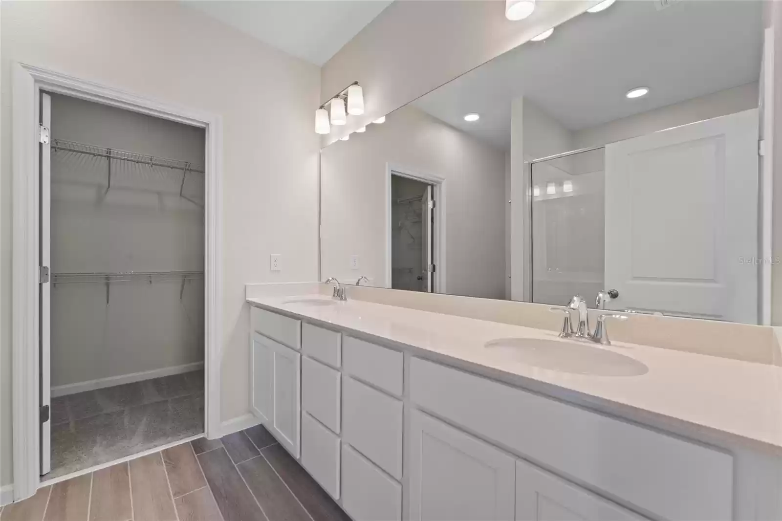 9320 BOLSHOI ALLEY, WINTER GARDEN, Florida 34787, 3 Bedrooms Bedrooms, ,2 BathroomsBathrooms,Residential Lease,For Rent,BOLSHOI,MFRO6254105