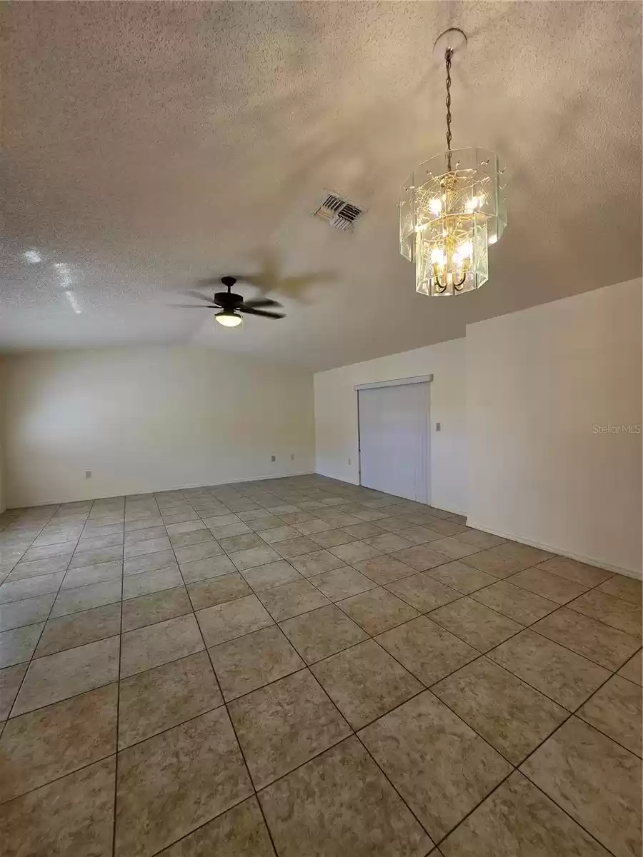 1600 SUMMERDALE DRIVE, CLEARWATER, Florida 33764, 3 Bedrooms Bedrooms, ,2 BathroomsBathrooms,Residential Lease,For Rent,SUMMERDALE,MFRTB8307217