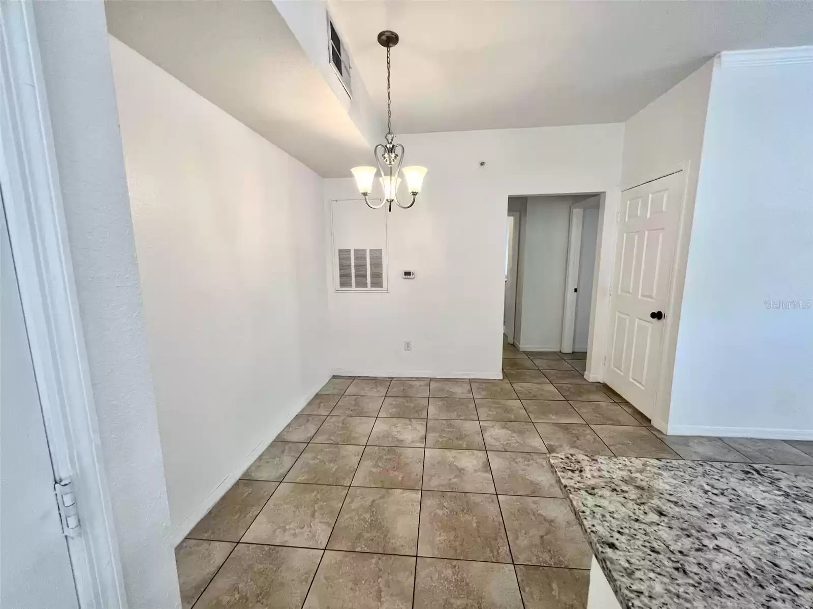 6368 RALEIGH STREET, ORLANDO, Florida 32835, 1 Bedroom Bedrooms, ,1 BathroomBathrooms,Residential Lease,For Rent,RALEIGH,MFRO6254182