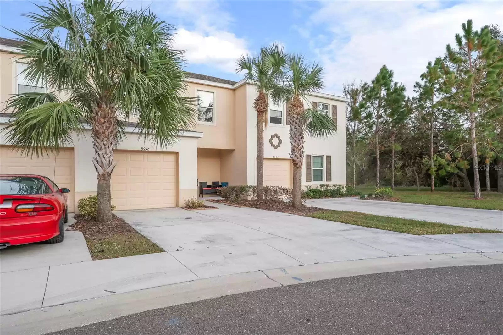 9952 HOUND CHASE DRIVE, GIBSONTON, Florida 33534, 3 Bedrooms Bedrooms, ,2 BathroomsBathrooms,Residential Lease,For Rent,HOUND CHASE,MFRA4627619