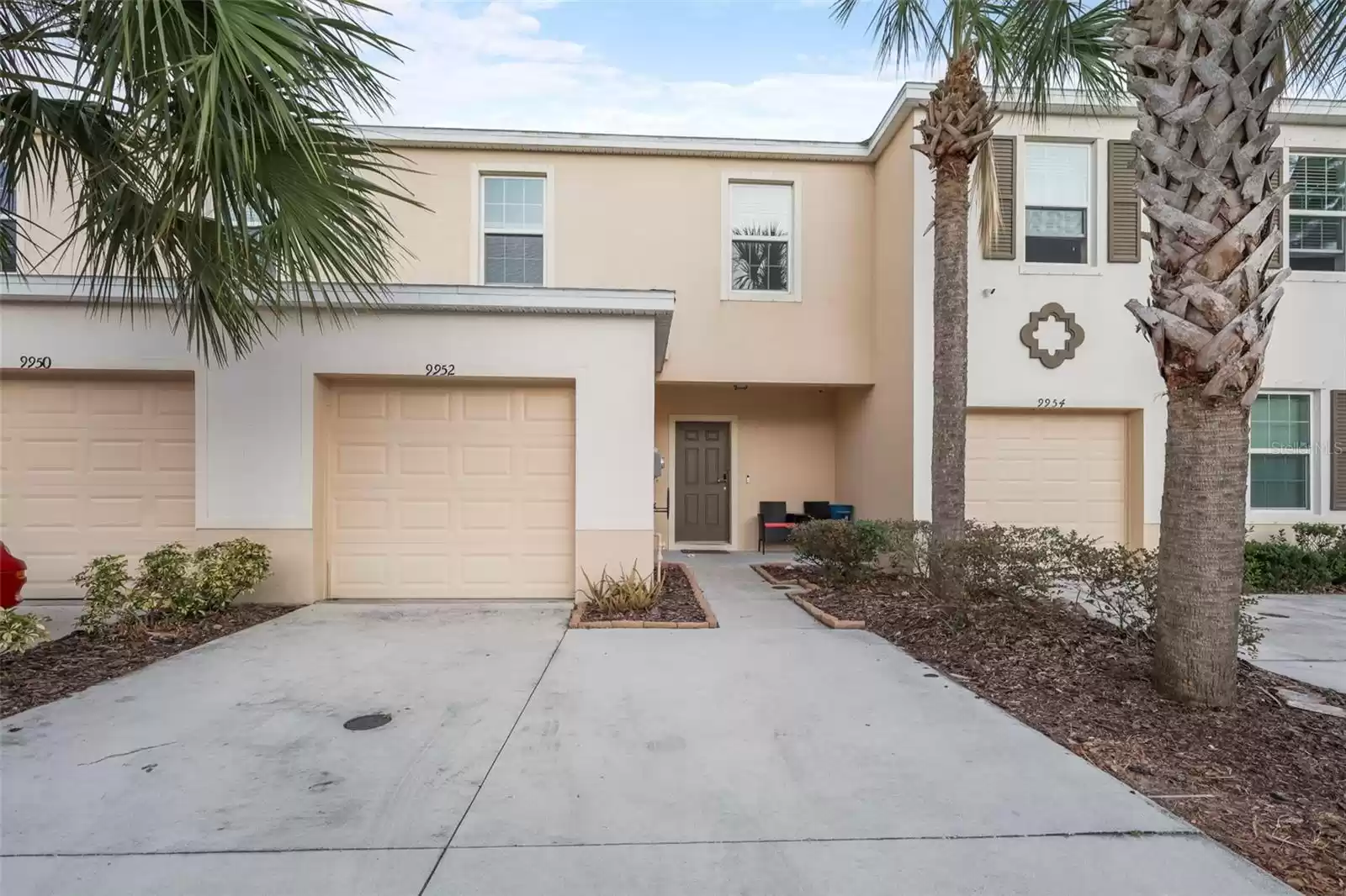 9952 HOUND CHASE DRIVE, GIBSONTON, Florida 33534, 3 Bedrooms Bedrooms, ,2 BathroomsBathrooms,Residential Lease,For Rent,HOUND CHASE,MFRA4627619