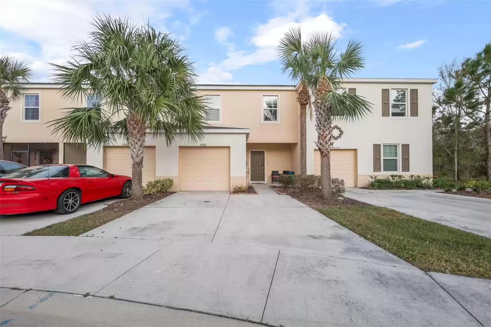 9952 HOUND CHASE DRIVE, GIBSONTON, Florida 33534, 3 Bedrooms Bedrooms, ,2 BathroomsBathrooms,Residential Lease,For Rent,HOUND CHASE,MFRA4627619