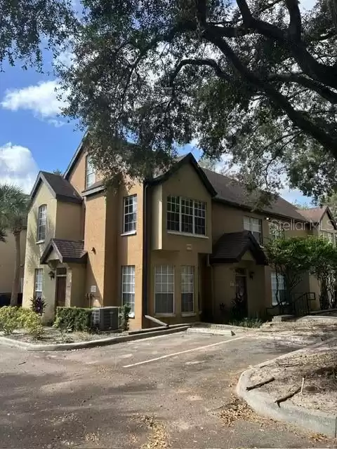 6408 RALEIGH STREET, ORLANDO, Florida 32835, 2 Bedrooms Bedrooms, ,2 BathroomsBathrooms,Residential Lease,For Rent,RALEIGH,MFRO6254135