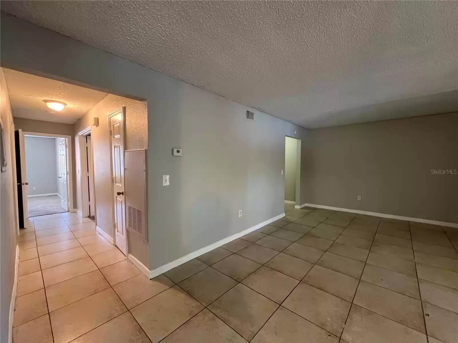 4144 VERSAILLES DRIVE, ORLANDO, Florida 32808, 2 Bedrooms Bedrooms, ,2 BathroomsBathrooms,Residential Lease,For Rent,VERSAILLES,MFRO6254241