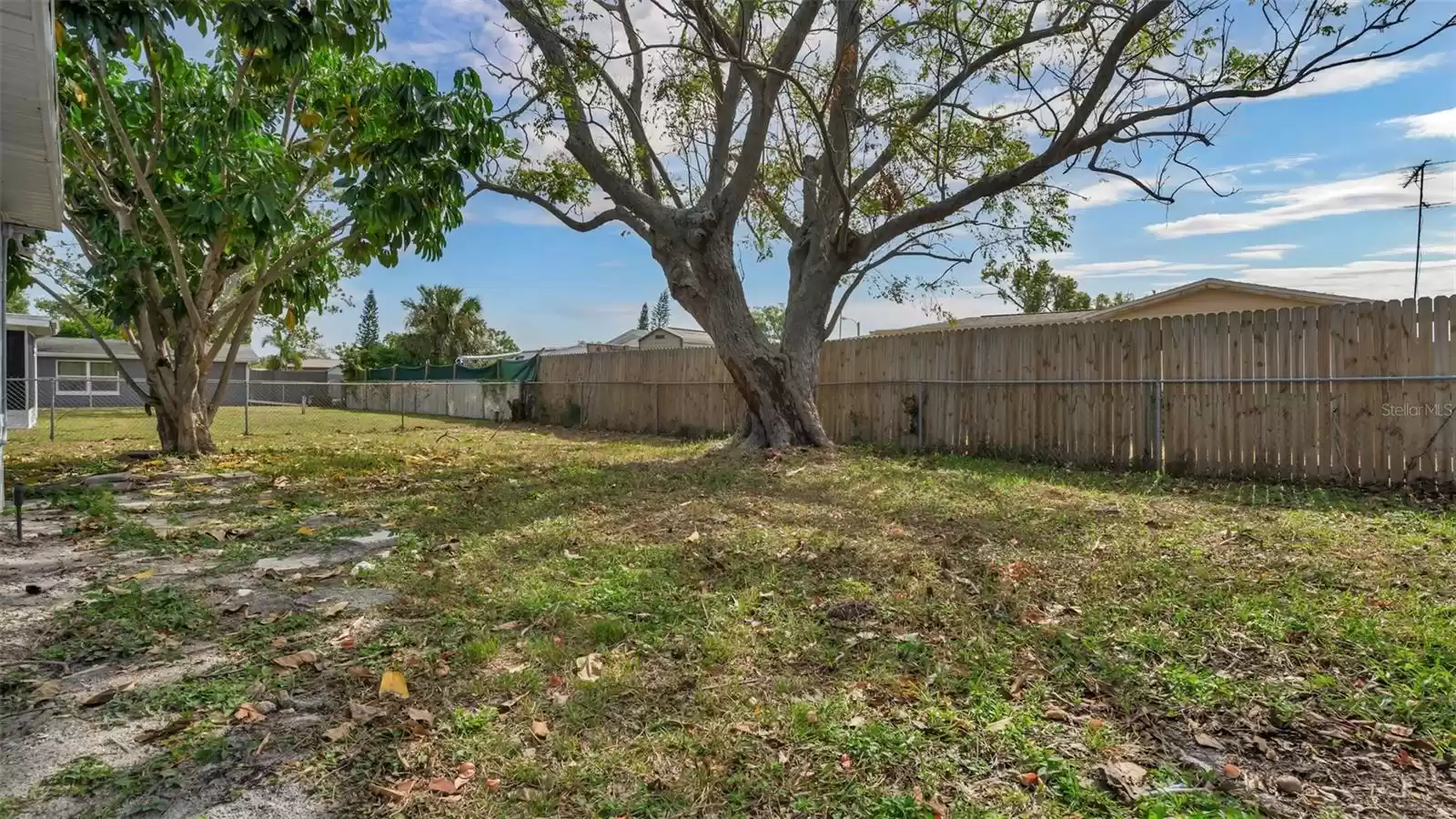 7124 PARROT DRIVE, PORT RICHEY, Florida 34668, 3 Bedrooms Bedrooms, ,2 BathroomsBathrooms,Residential Lease,For Rent,PARROT,MFRTB8317103