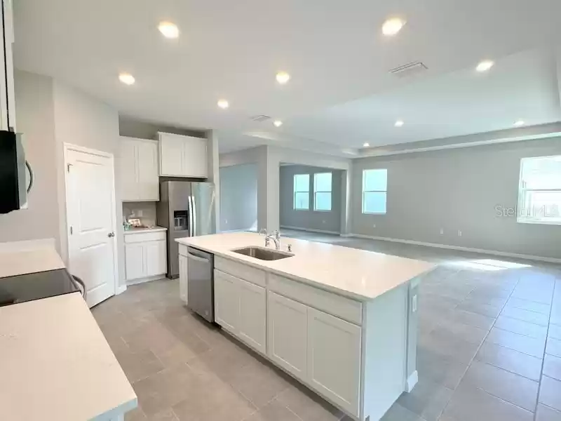 10387 BRIDGEGATE HEIGHTS LOOP, SAN ANTONIO, Florida 33576, 5 Bedrooms Bedrooms, ,3 BathroomsBathrooms,Residential Lease,For Rent,BRIDGEGATE HEIGHTS,MFRTB8317135