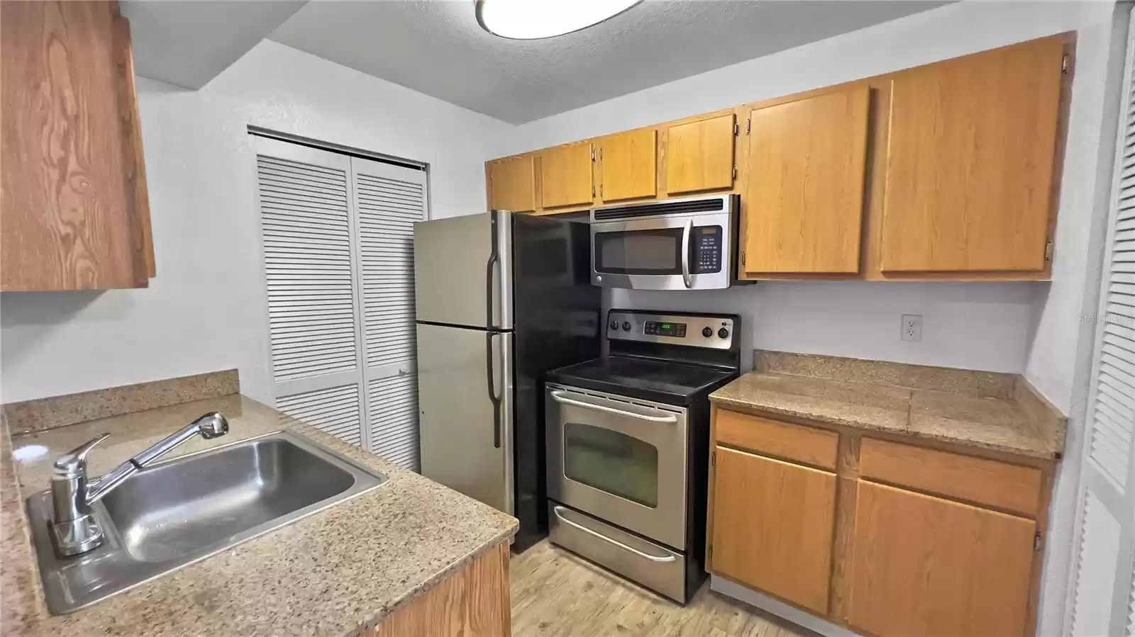 11508 WESTWOOD BOULEVARD, ORLANDO, Florida 32821, 1 Bedroom Bedrooms, ,1 BathroomBathrooms,Residential Lease,For Rent,WESTWOOD,MFRO6228501