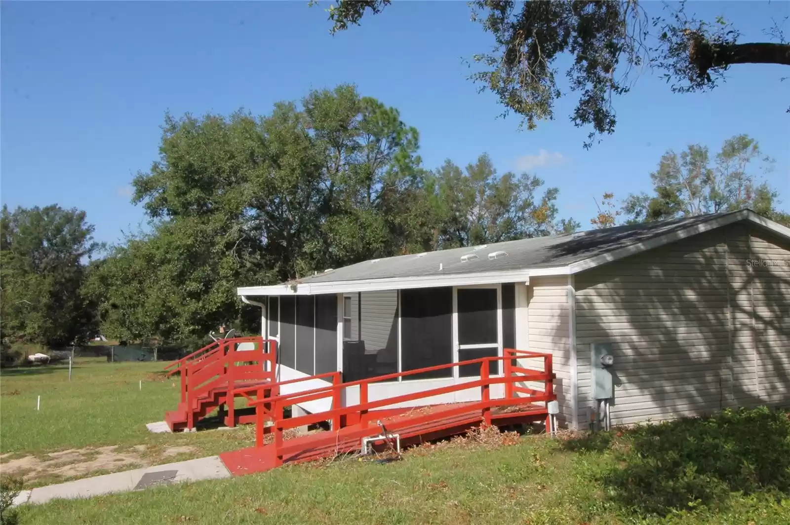 14710 JOHNS LAKE ROAD, CLERMONT, Florida 34711, 3 Bedrooms Bedrooms, ,2 BathroomsBathrooms,Residential Lease,For Rent,JOHNS LAKE,MFRG5088906