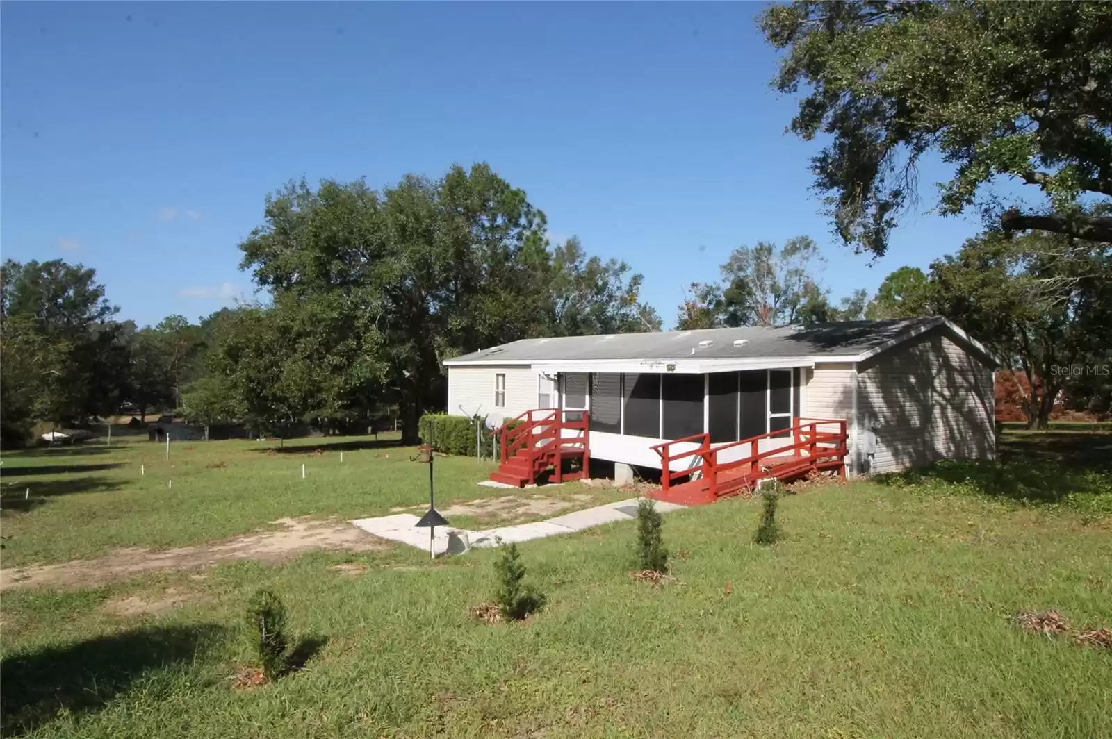 14710 JOHNS LAKE ROAD, CLERMONT, Florida 34711, 3 Bedrooms Bedrooms, ,2 BathroomsBathrooms,Residential Lease,For Rent,JOHNS LAKE,MFRG5088906