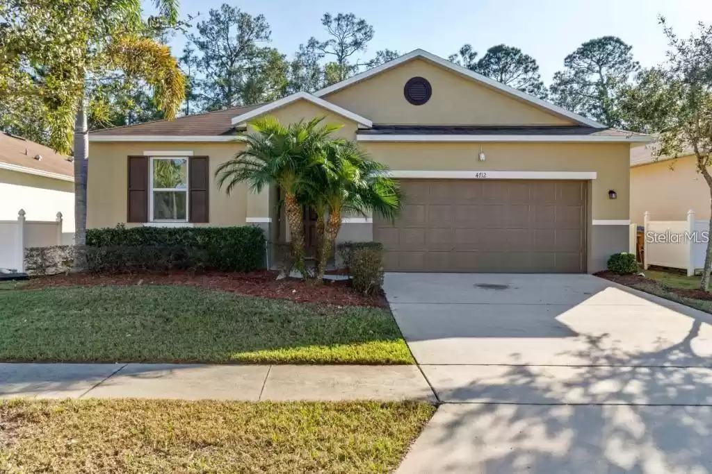 4712 BLUE DIAMOND STREET, KISSIMMEE, Florida 34746, 4 Bedrooms Bedrooms, ,3 BathroomsBathrooms,Residential Lease,For Rent,BLUE DIAMOND,MFRO6254151