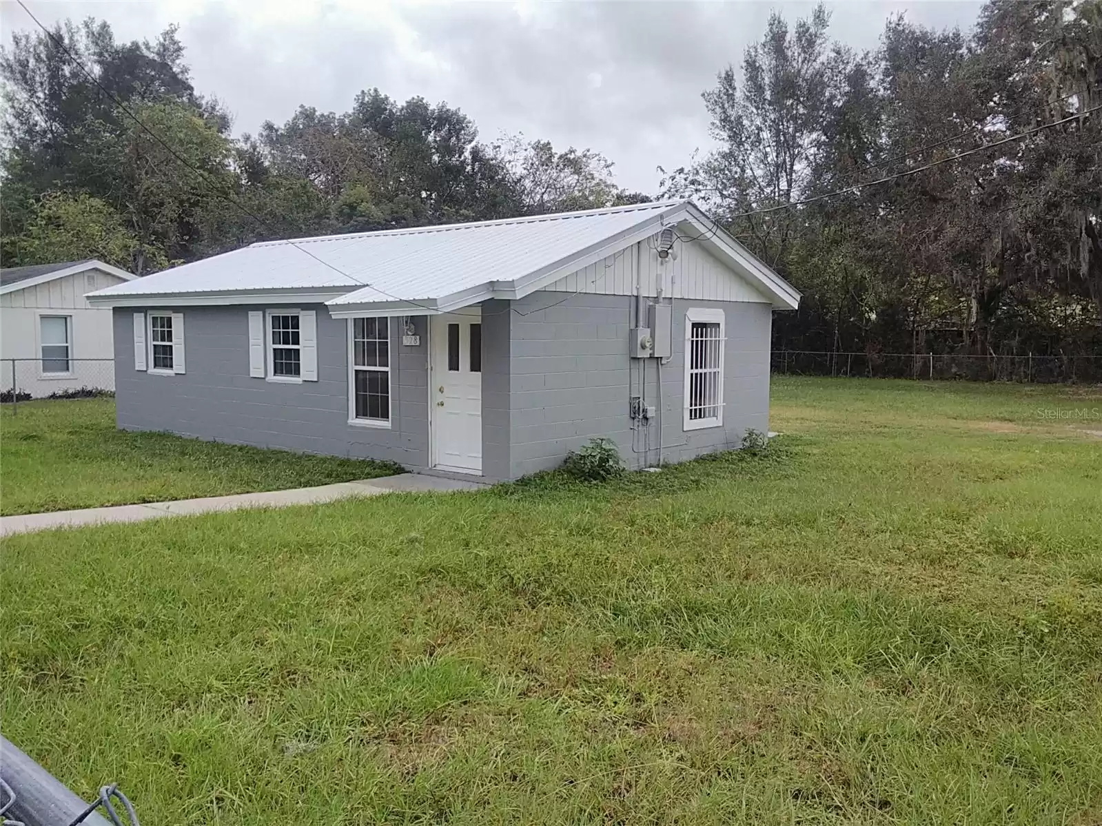 528 NEW HAMPSHIRE AVENUE, DELAND, Florida 32720, 3 Bedrooms Bedrooms, ,1 BathroomBathrooms,Residential Lease,For Rent,NEW HAMPSHIRE,MFRV4939235