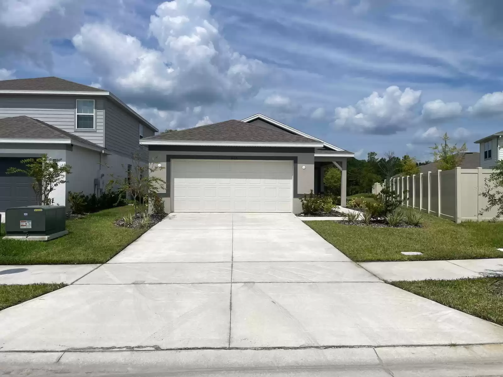 1166 GRAND HAMMOCK COURT, KISSIMMEE, Florida 34746, 4 Bedrooms Bedrooms, ,2 BathroomsBathrooms,Residential Lease,For Rent,GRAND HAMMOCK,MFRS5110841