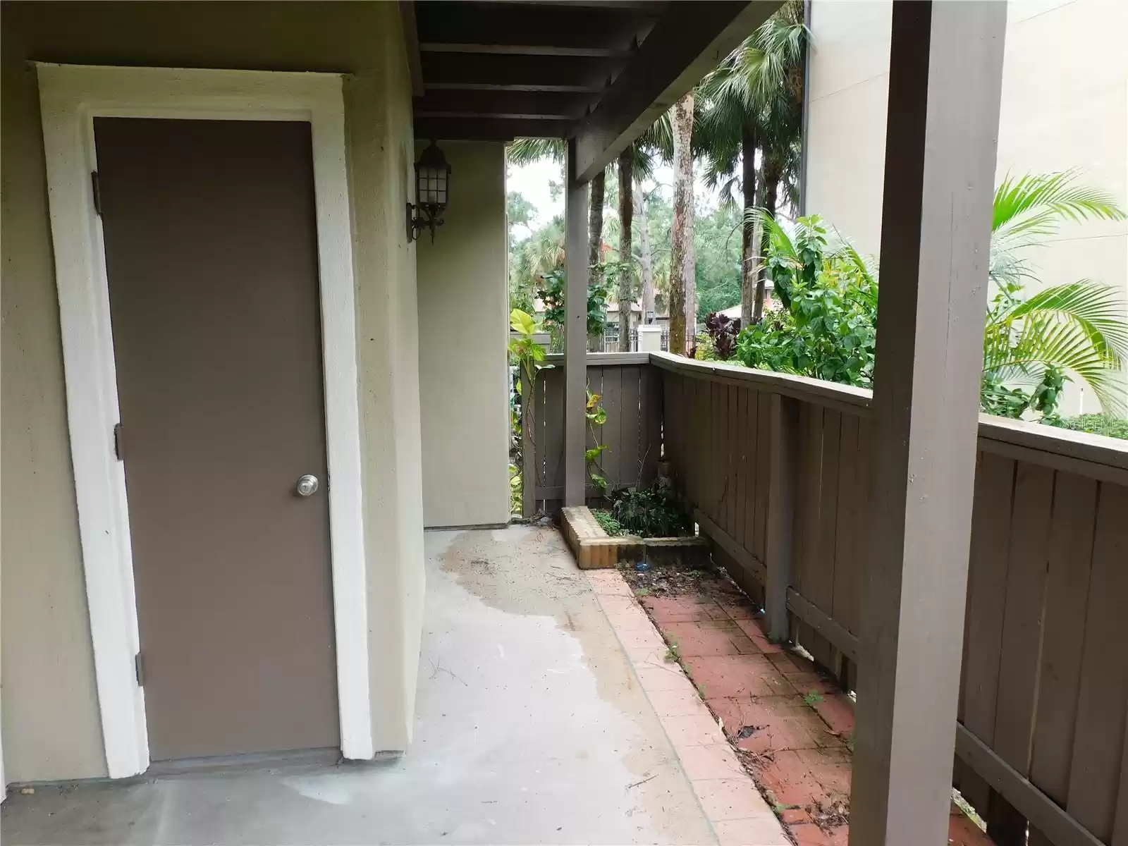 200 AFTON SQUARE, ALTAMONTE SPRINGS, Florida 32714, 2 Bedrooms Bedrooms, ,2 BathroomsBathrooms,Residential,For Sale,AFTON,MFRO6217456