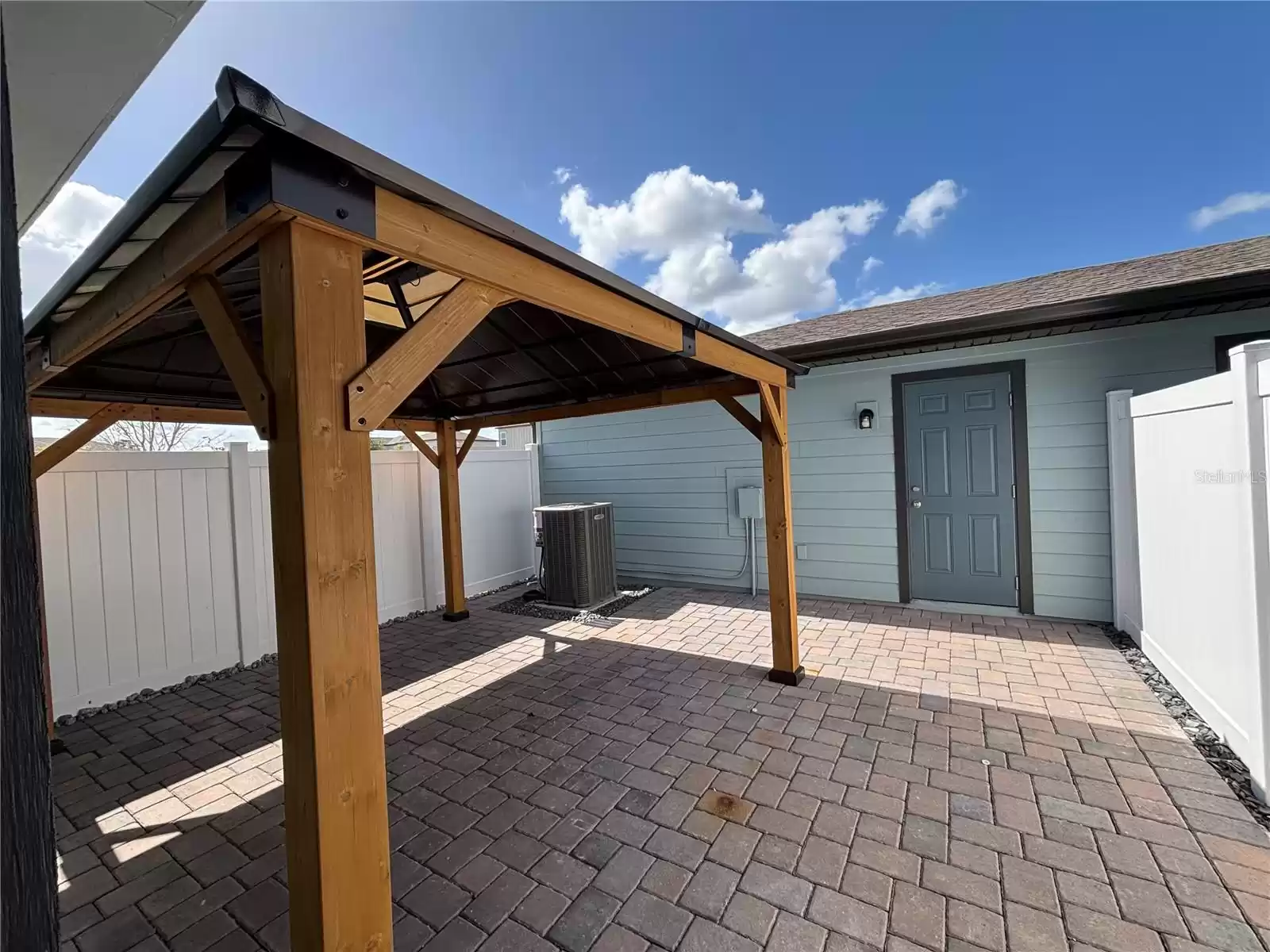 17640 NORTHLAKE GROVE DRIVE, WINTER GARDEN, Florida 34787, 3 Bedrooms Bedrooms, ,2 BathroomsBathrooms,Residential Lease,For Rent,NORTHLAKE GROVE,MFRO6254699