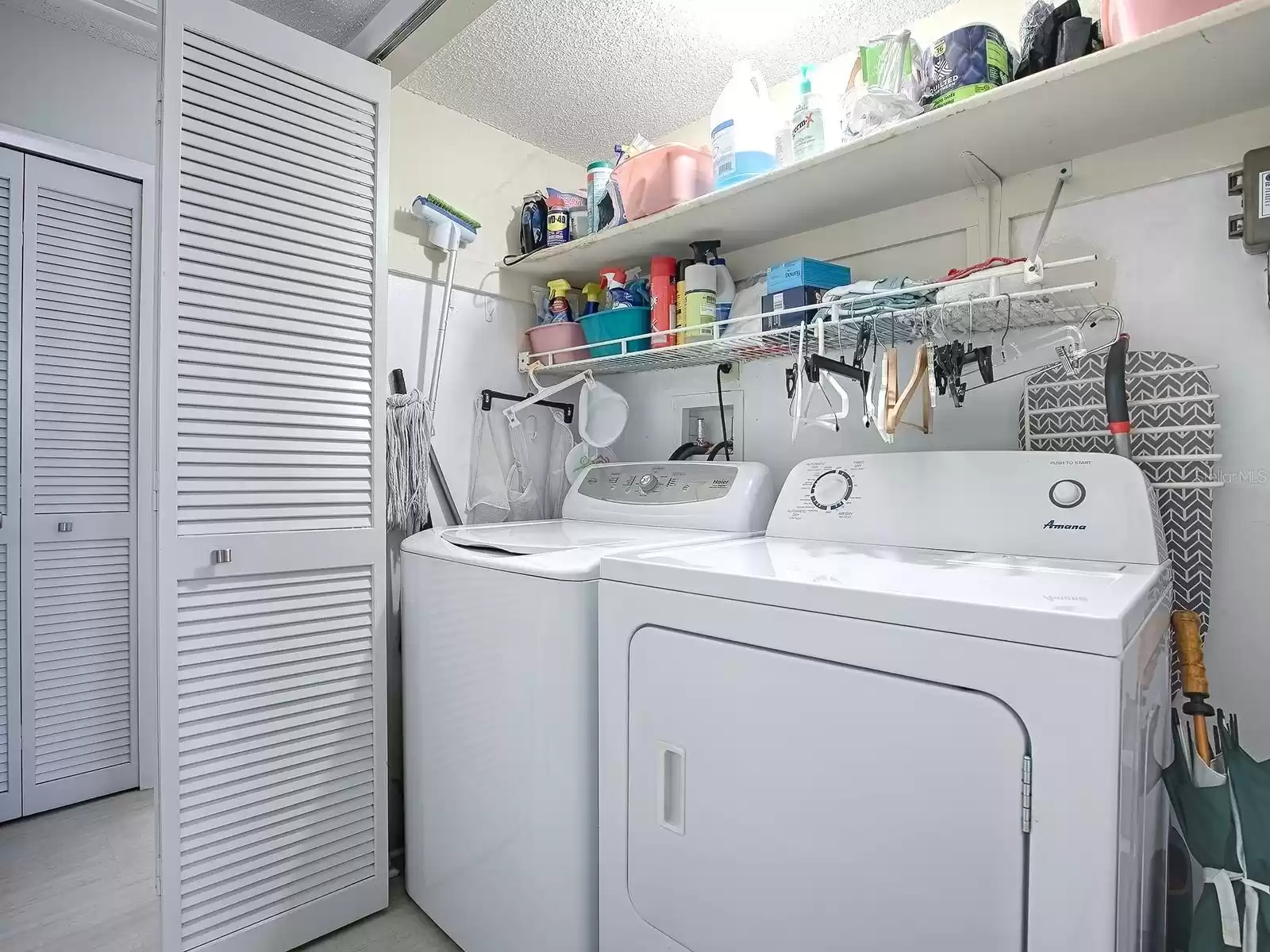 Inside Laundry Includes Washer & Dryer.