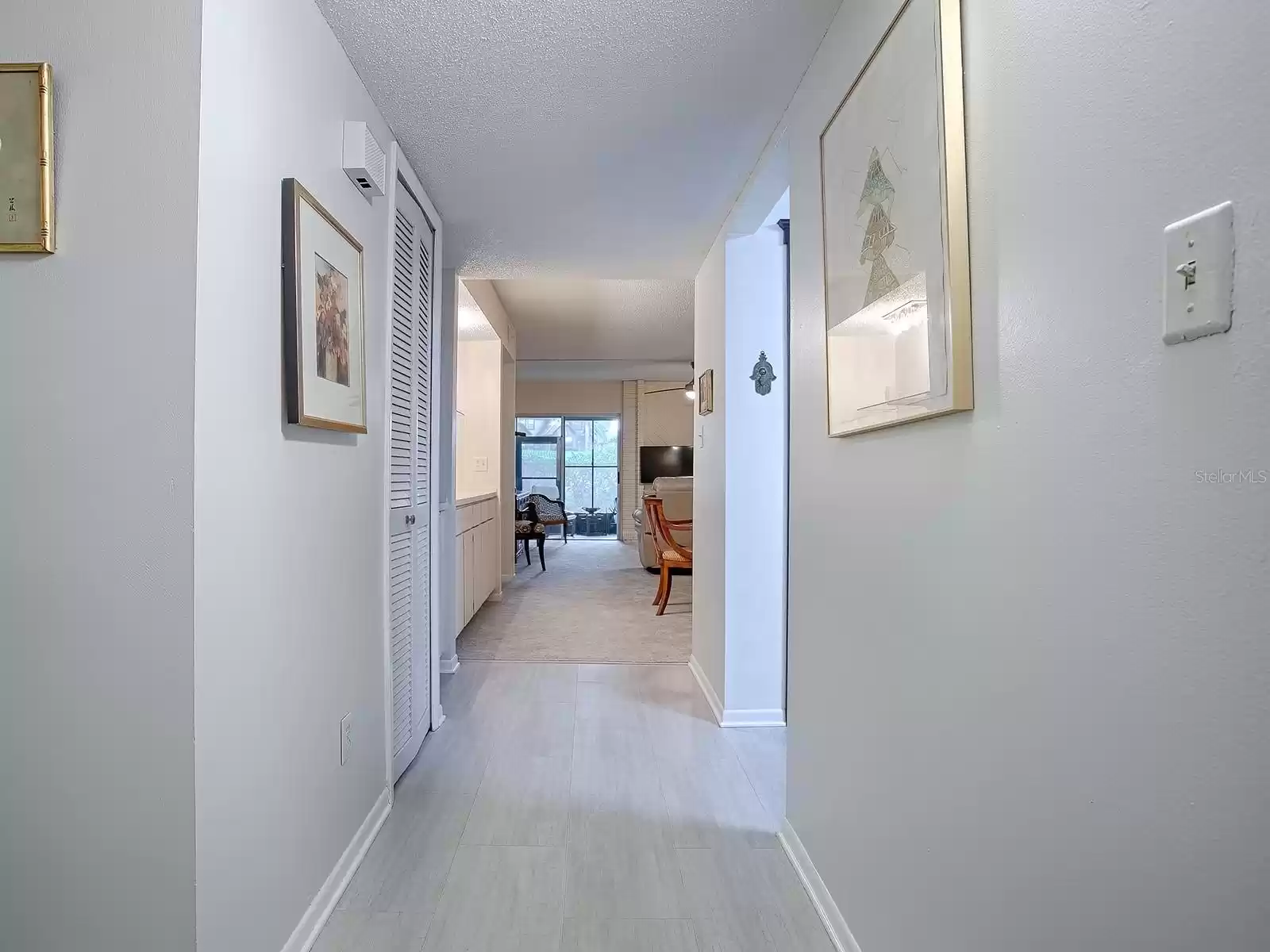 Entry/Hallway