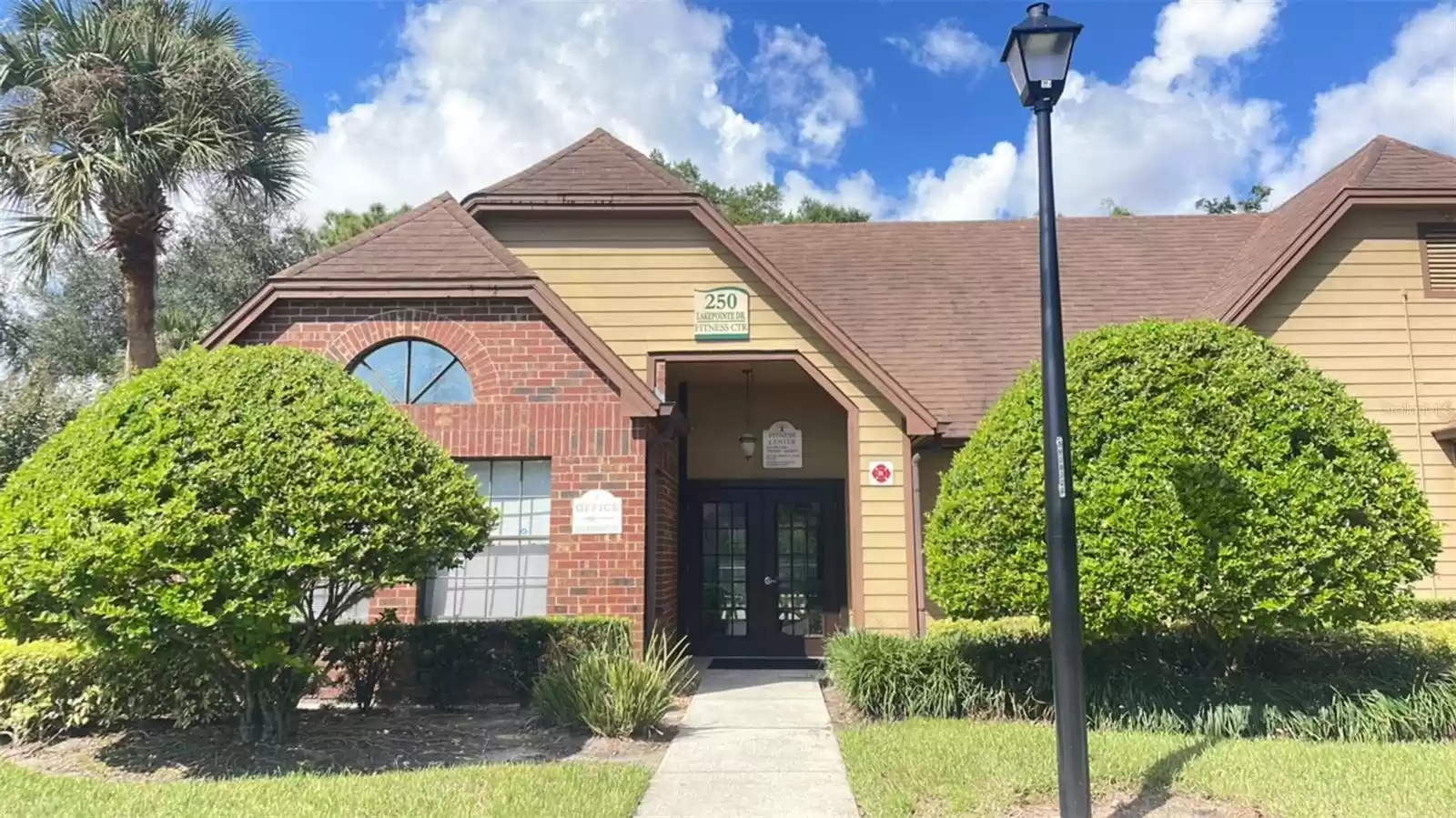 325 FORESTWAY CIRCLE, ALTAMONTE SPRINGS, Florida 32701, 1 Bedroom Bedrooms, ,1 BathroomBathrooms,Residential Lease,For Rent,FORESTWAY,MFRO6253422