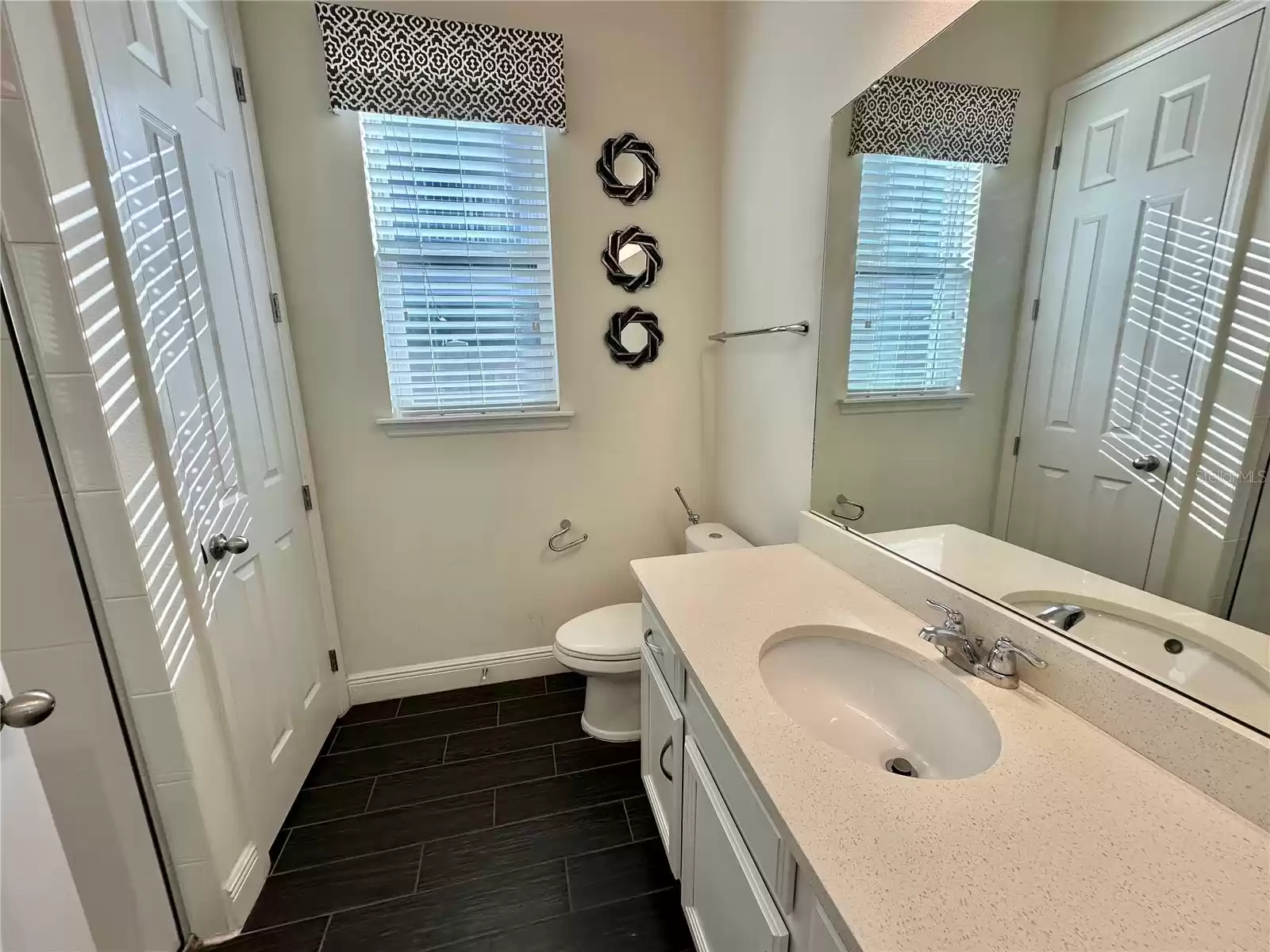 14716 SCOTT KEY DRIVE, WINTER GARDEN, Florida 34787, 5 Bedrooms Bedrooms, ,4 BathroomsBathrooms,Residential Lease,For Rent,SCOTT KEY,MFRO6253480