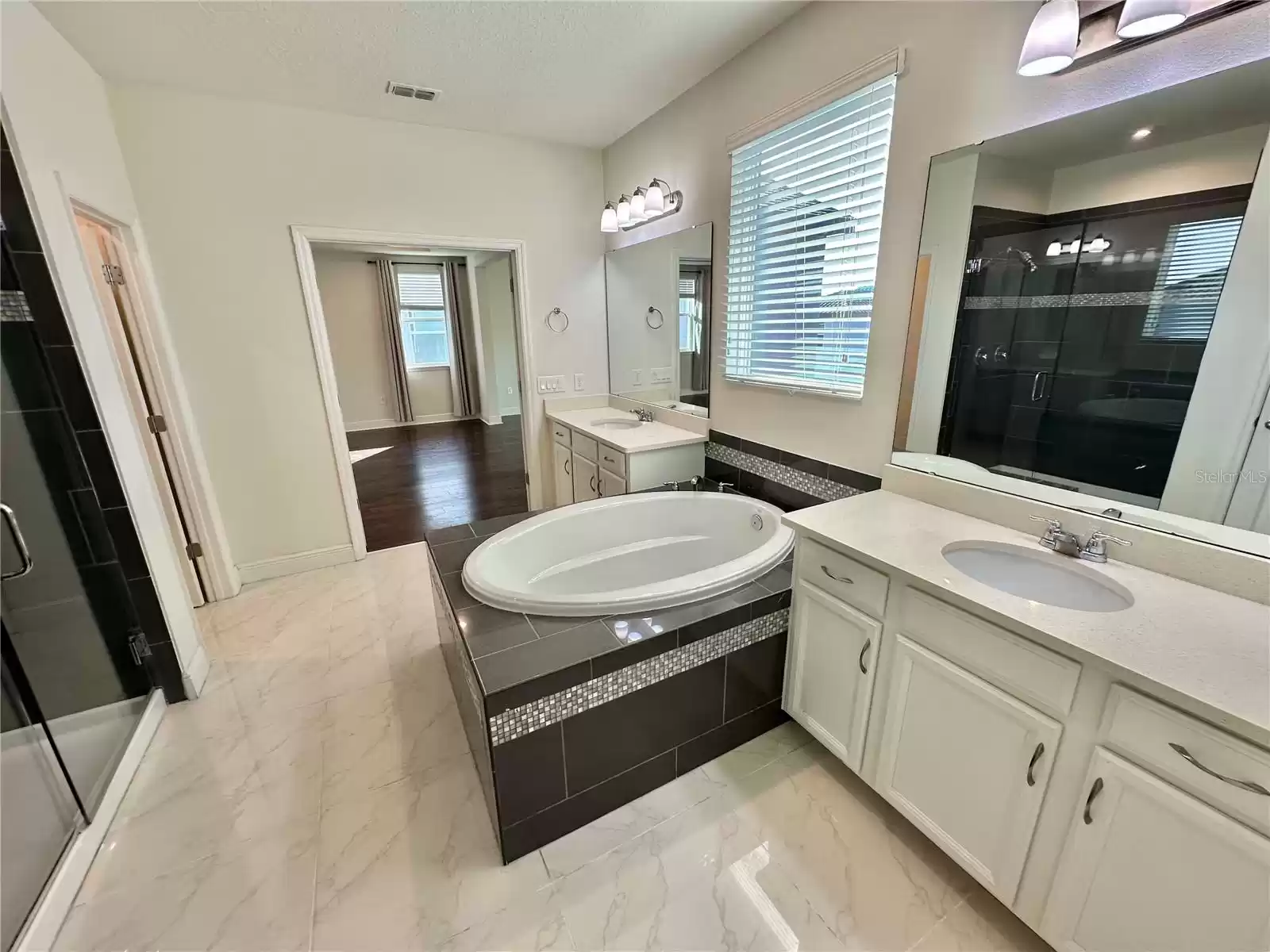 14716 SCOTT KEY DRIVE, WINTER GARDEN, Florida 34787, 5 Bedrooms Bedrooms, ,4 BathroomsBathrooms,Residential Lease,For Rent,SCOTT KEY,MFRO6253480