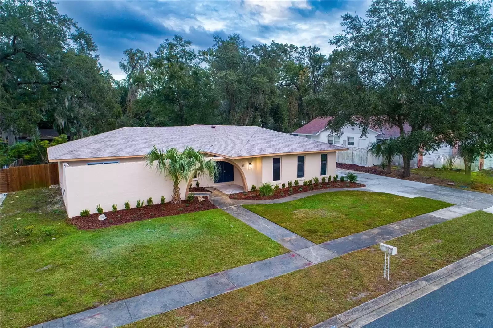 511 SAN SEBASTIAN PRADO, ALTAMONTE SPRINGS, Florida 32714, 5 Bedrooms Bedrooms, ,3 BathroomsBathrooms,Residential,For Sale,SAN SEBASTIAN PRADO,MFRO6254789