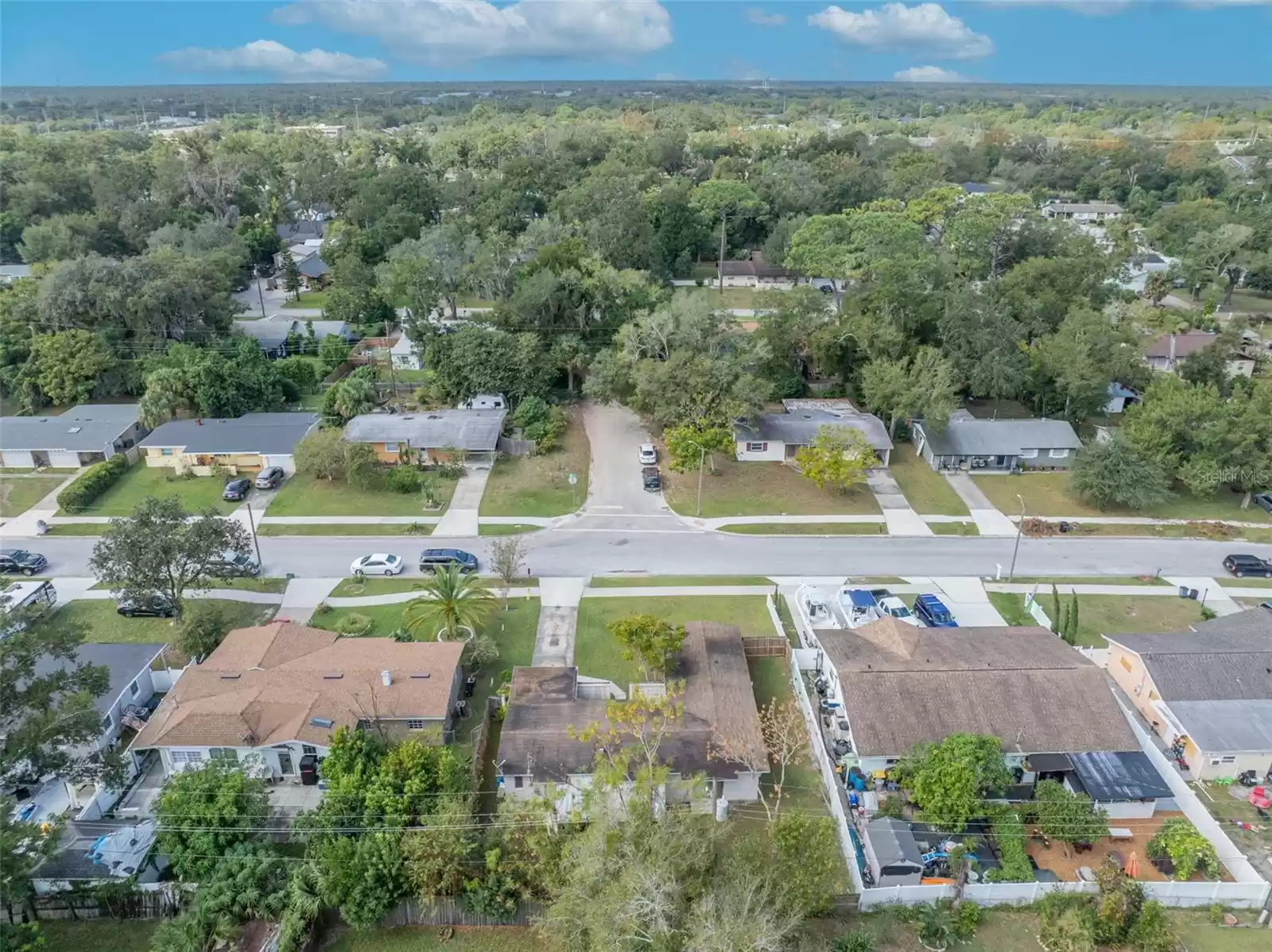 170 JAY DRIVE, ALTAMONTE SPRINGS, Florida 32714, 3 Bedrooms Bedrooms, ,2 BathroomsBathrooms,Residential,For Sale,JAY,MFRO6254929