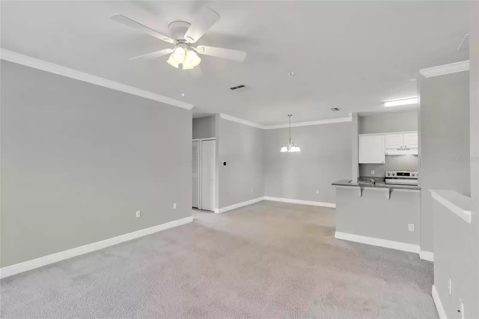 112 SOUTHERN PECAN CIRCLE, WINTER GARDEN, Florida 34787, 3 Bedrooms Bedrooms, ,2 BathroomsBathrooms,Residential Lease,For Rent,SOUTHERN PECAN,MFRG5088967