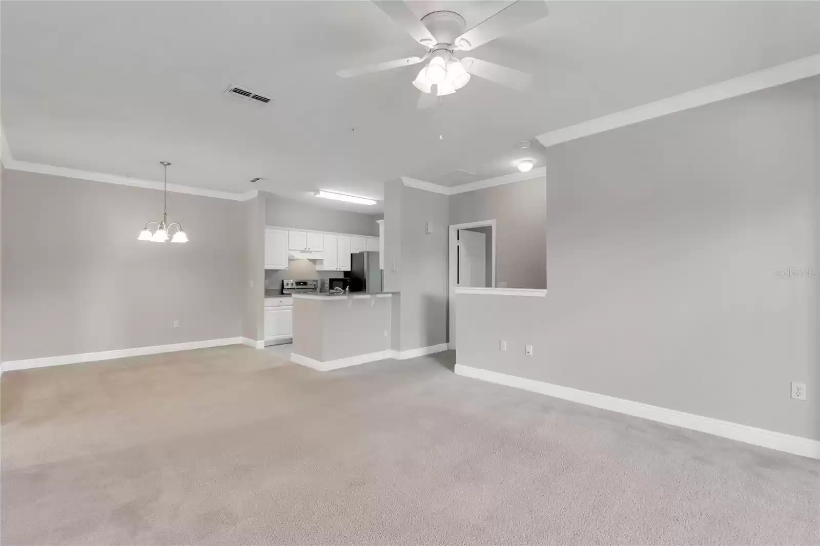 112 SOUTHERN PECAN CIRCLE, WINTER GARDEN, Florida 34787, 3 Bedrooms Bedrooms, ,2 BathroomsBathrooms,Residential Lease,For Rent,SOUTHERN PECAN,MFRG5088967