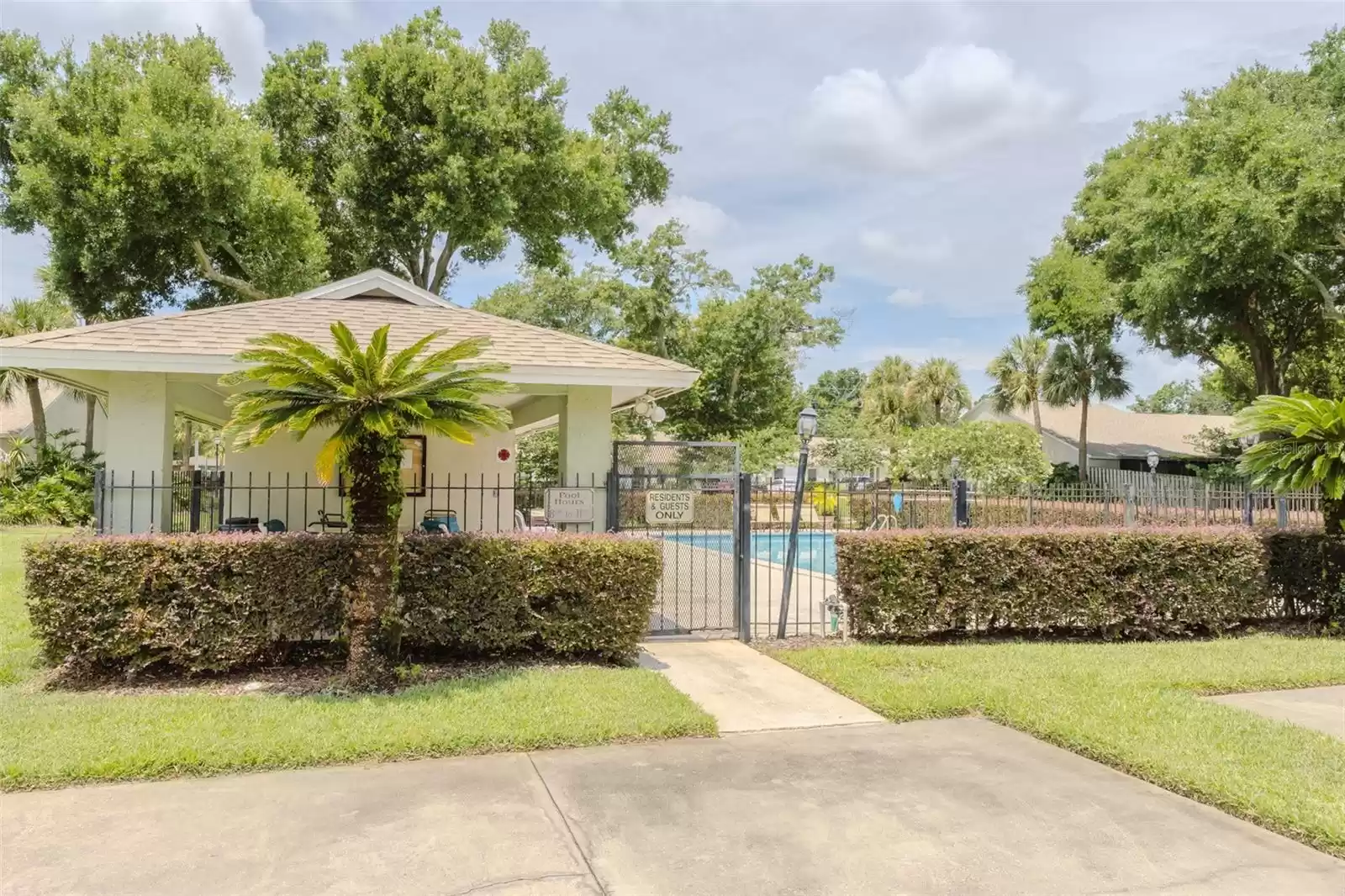 7765 COUNTRY PLACE, WINTER PARK, Florida 32792, 3 Bedrooms Bedrooms, ,2 BathroomsBathrooms,Residential Lease,For Rent,COUNTRY,MFRO6223790