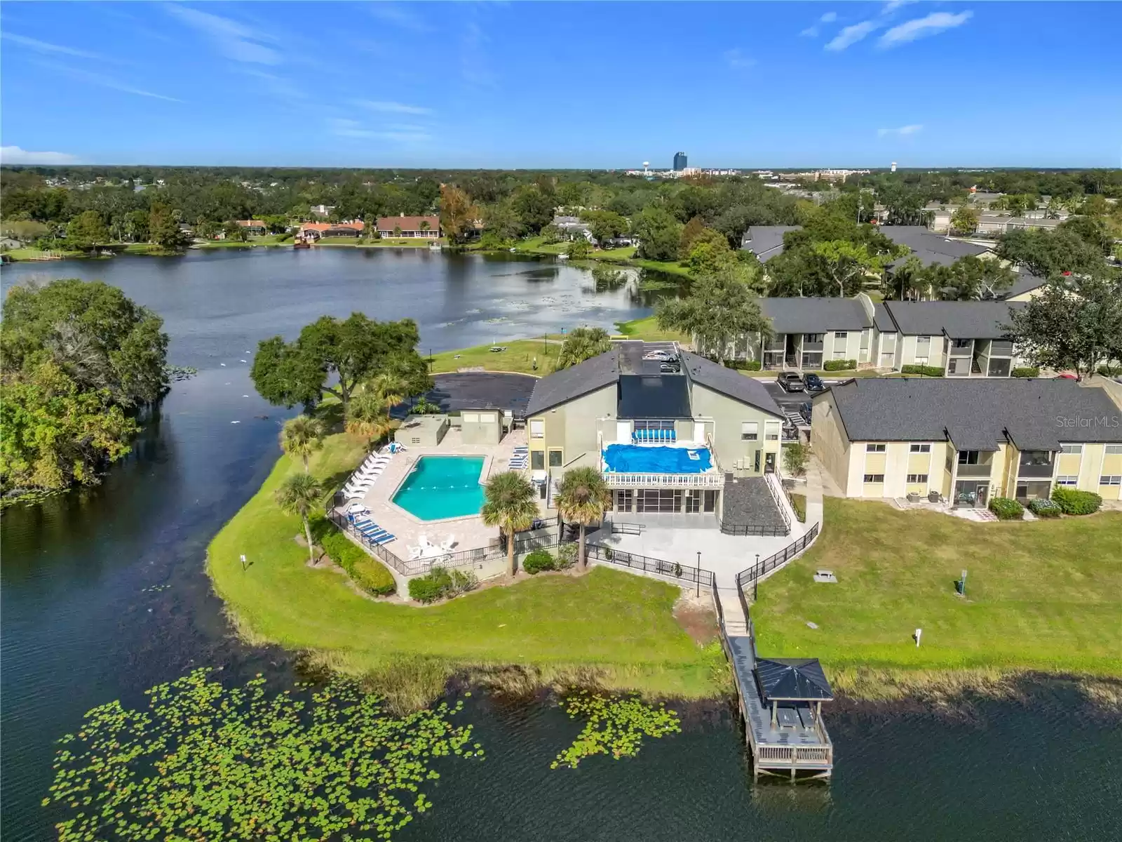 962 LAKE DESTINY ROAD, ALTAMONTE SPRINGS, Florida 32714, 2 Bedrooms Bedrooms, ,1 BathroomBathrooms,Residential,For Sale,LAKE DESTINY,MFRO6255592