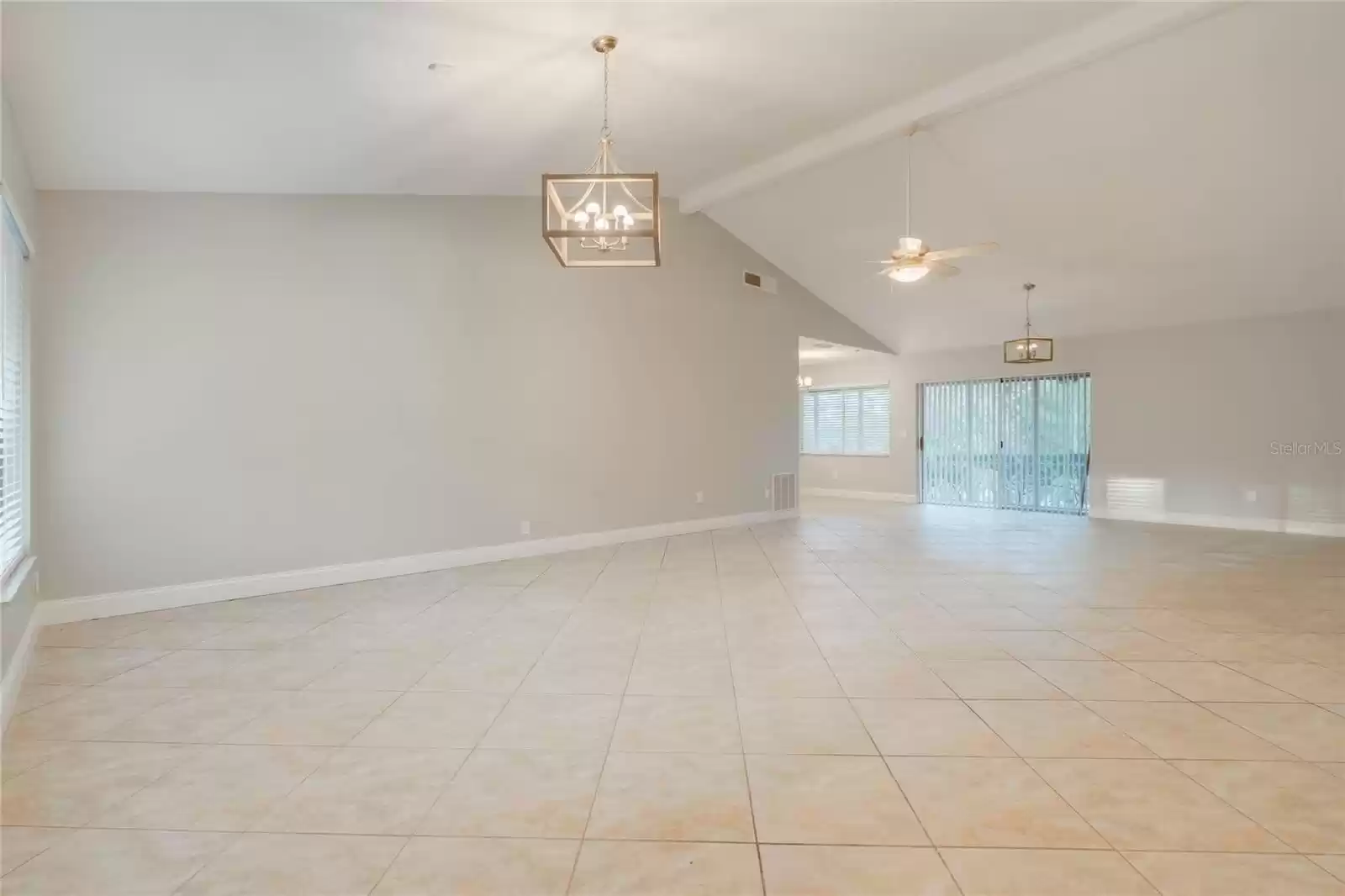 517 SEVILLE AVENUE, ALTAMONTE SPRINGS, Florida 32714, 4 Bedrooms Bedrooms, ,2 BathroomsBathrooms,Residential,For Sale,SEVILLE,MFRO6255211