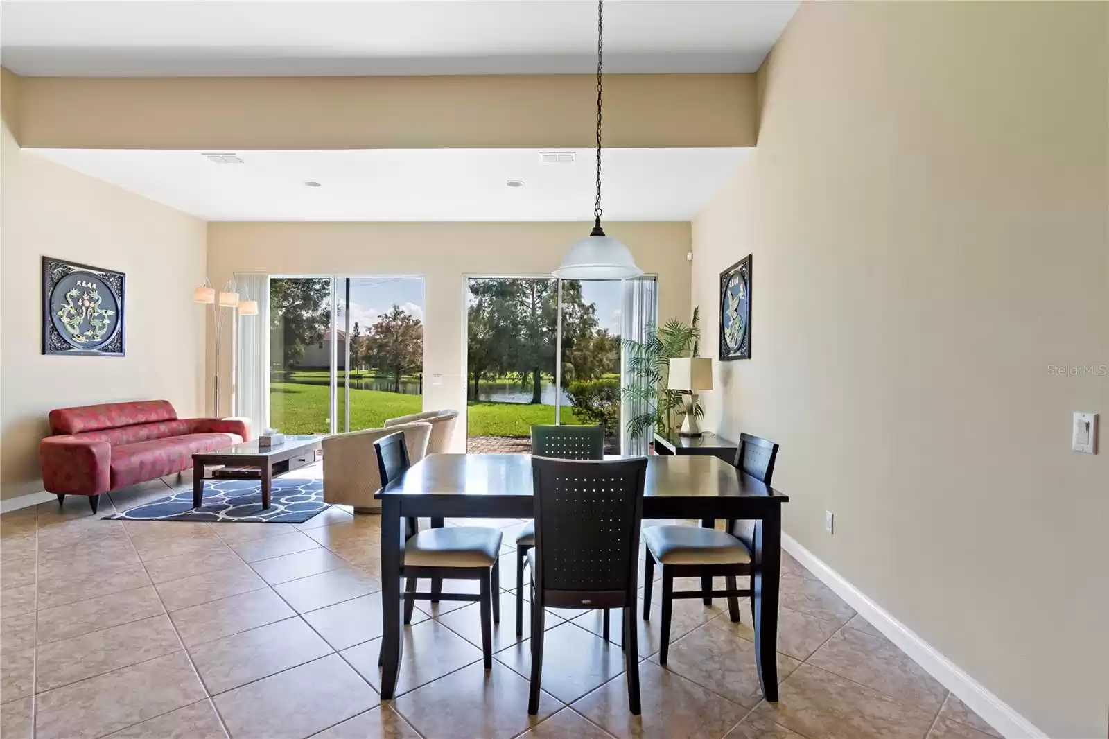 Kitchen Dinette Area