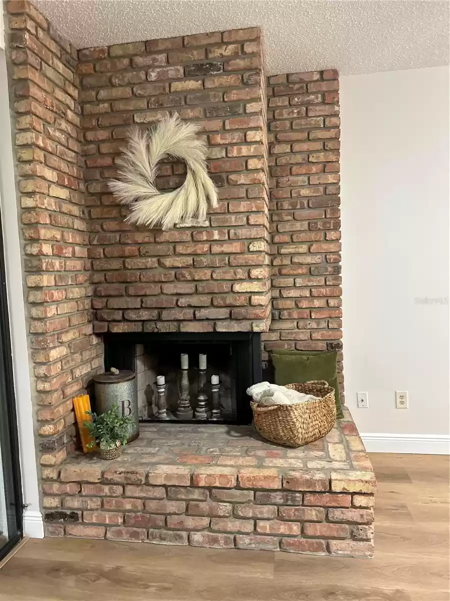 LIVING ROOM FIREPLACE