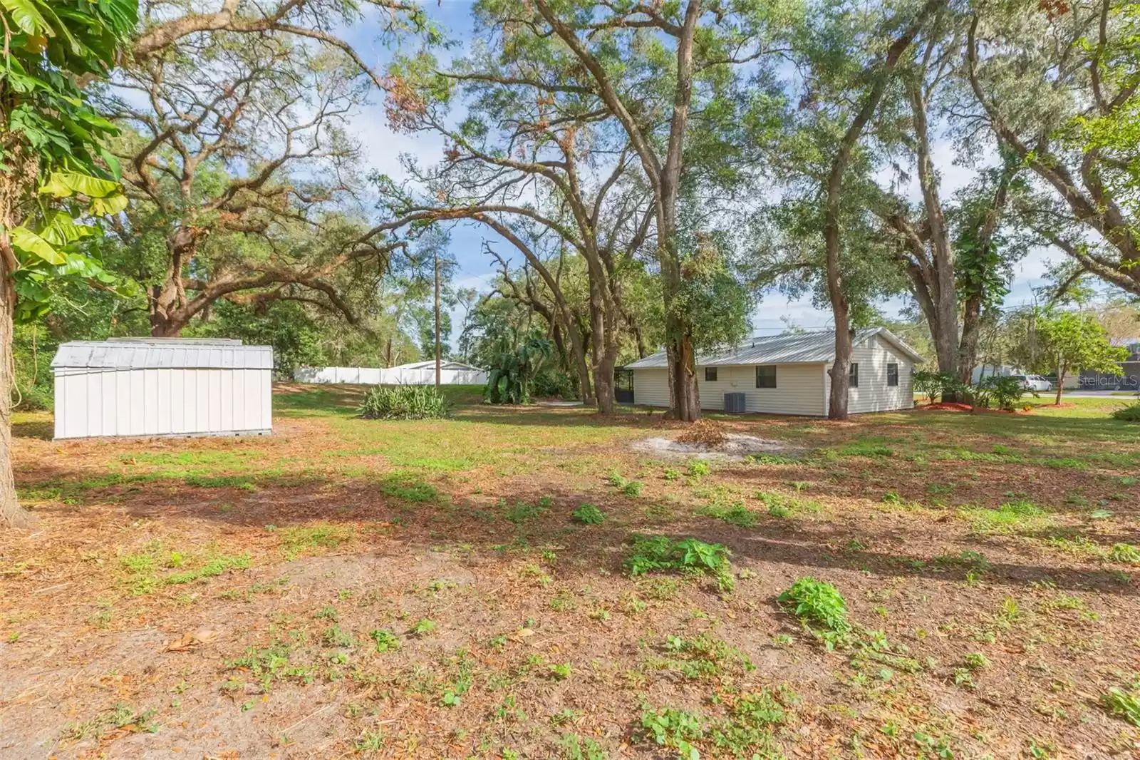 11719 LINDA LANE, DADE CITY, Florida 33525, 2 Bedrooms Bedrooms, ,1 BathroomBathrooms,Residential,For Sale,LINDA,MFRTB8318193