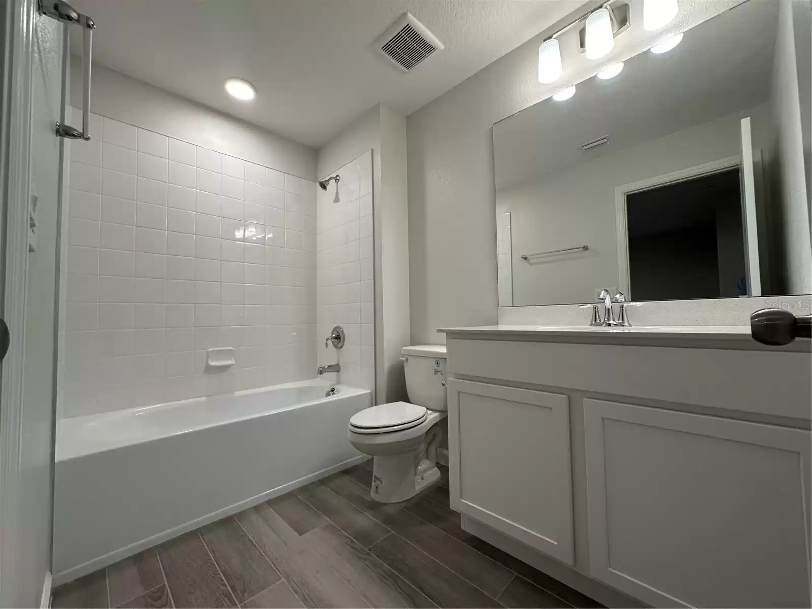 14741 OUTFITTER STREET, ORLANDO, Florida 32824, 3 Bedrooms Bedrooms, ,2 BathroomsBathrooms,Residential Lease,For Rent,OUTFITTER,0,MFRS5115315