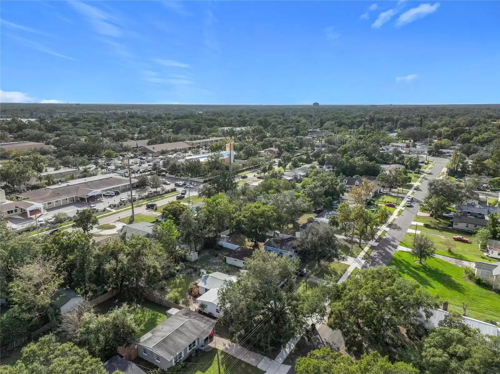 818 GRANDVIEW AVENUE, ALTAMONTE SPRINGS, Florida 32701, 3 Bedrooms Bedrooms, ,2 BathroomsBathrooms,Residential,For Sale,GRANDVIEW,MFRV4939326