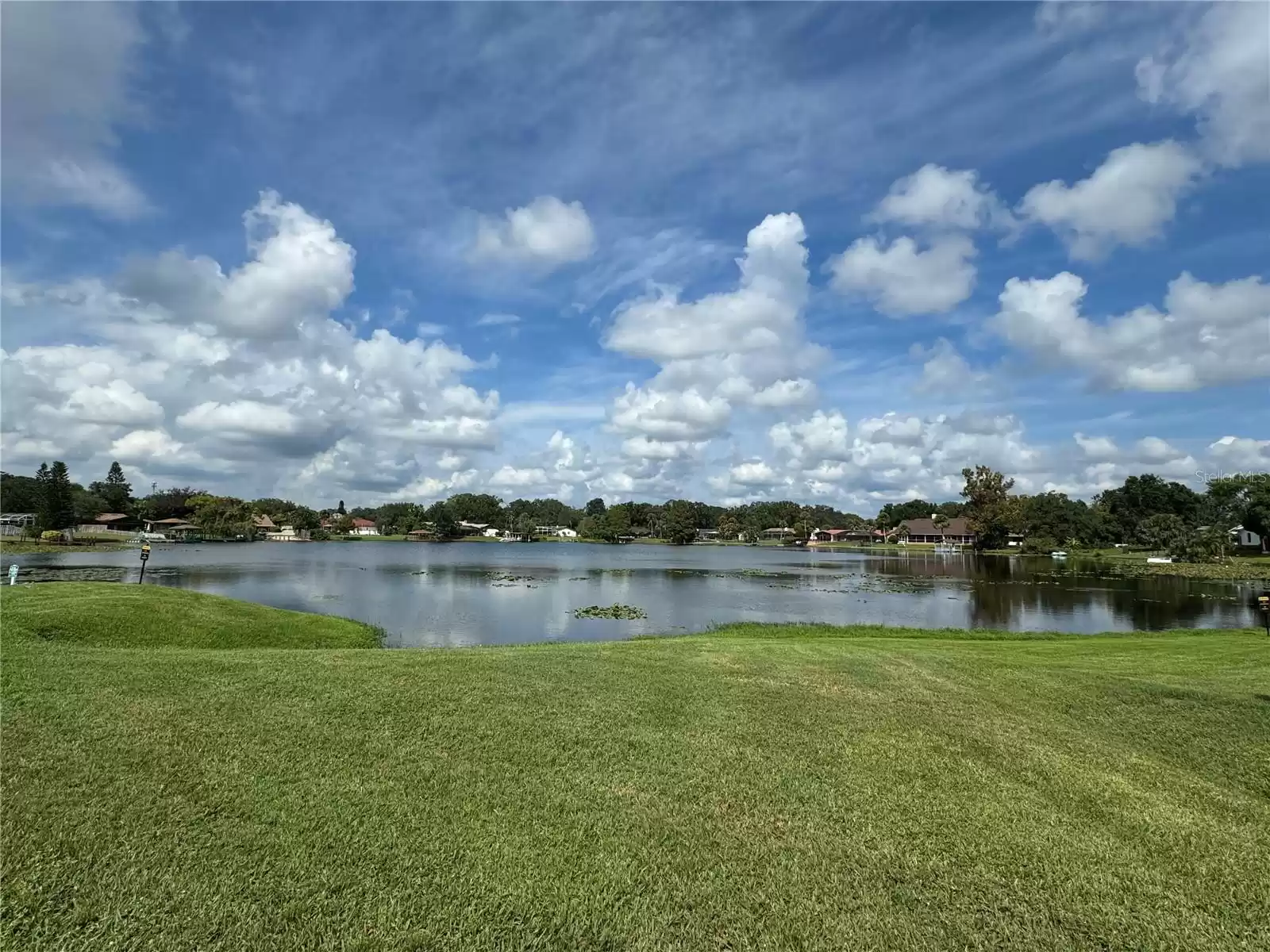 902 LAKE DESTINY ROAD, ALTAMONTE SPRINGS, Florida 32714, 2 Bedrooms Bedrooms, ,1 BathroomBathrooms,Residential,For Sale,LAKE DESTINY,MFRO6256387